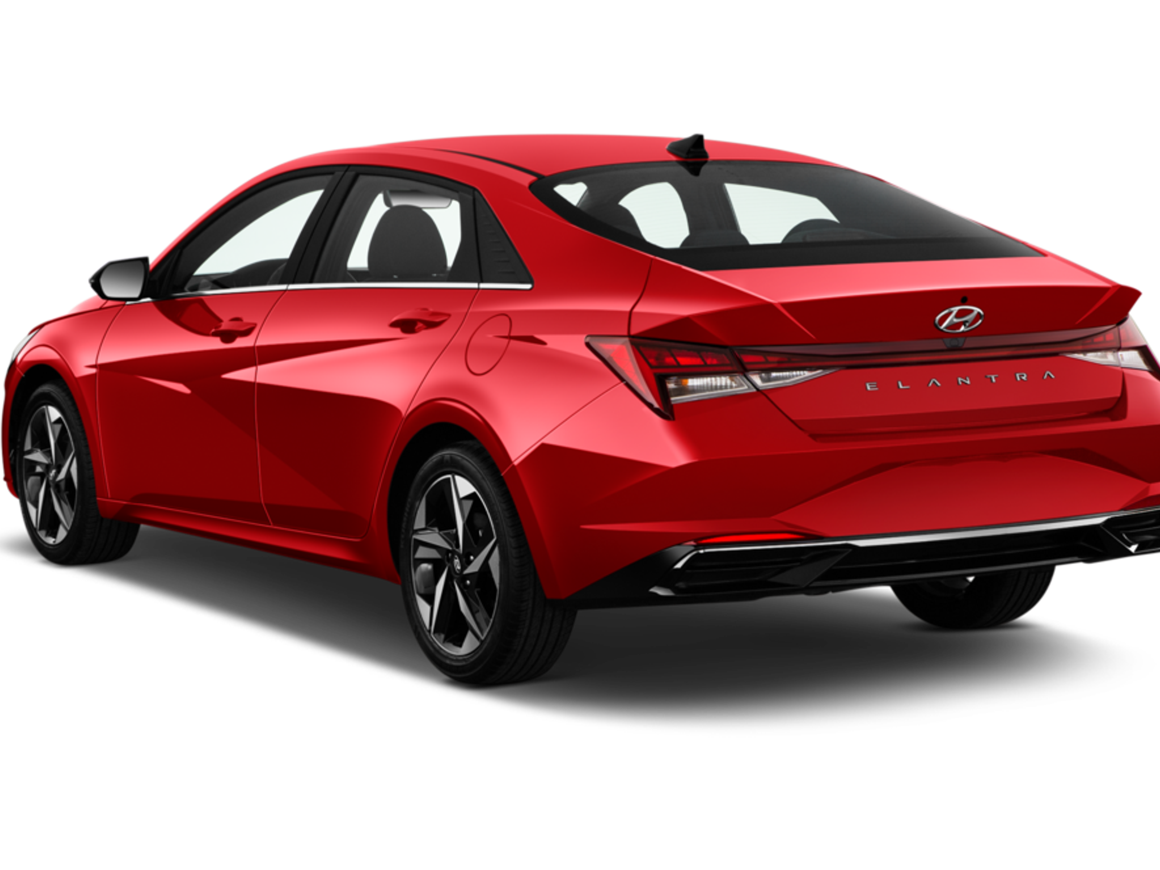 undefinedHYUNDAI ELANTRA angular rear exterior view