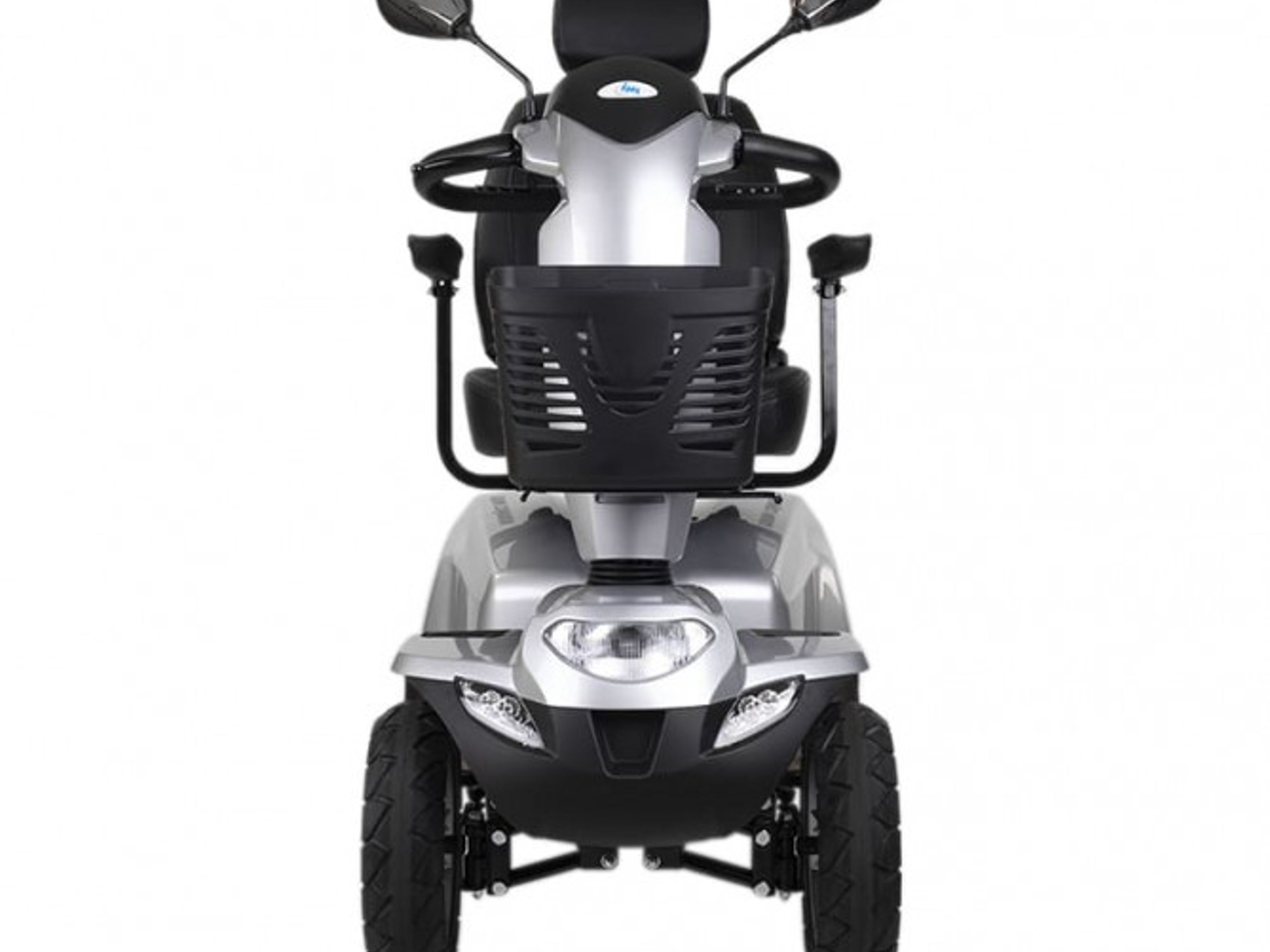 undefinedGRAN CANARIA Large four-wheeled electric scooters