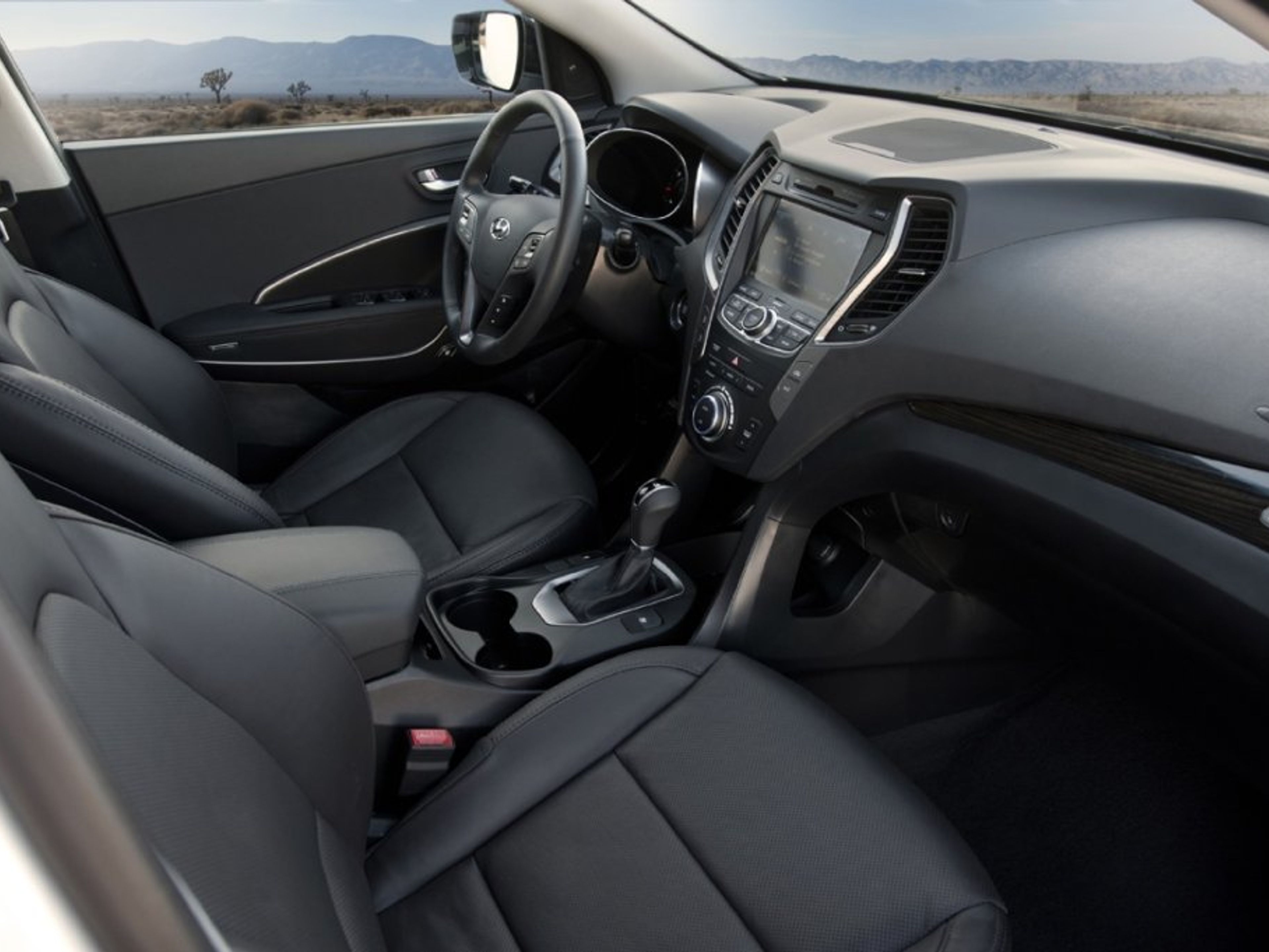 undefined - HYUNDAI SANTA FE interior view