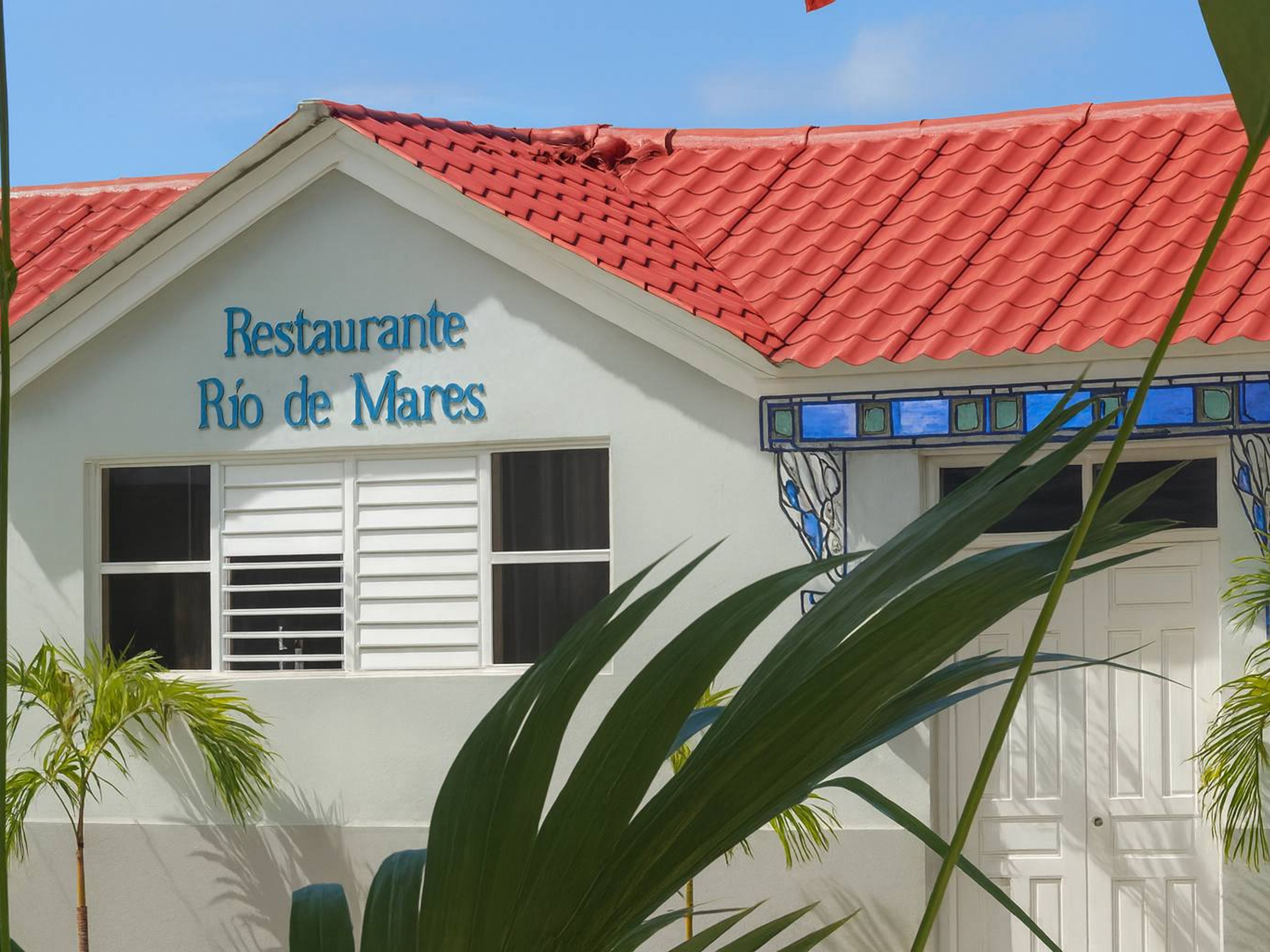 Tур "ТРАДИЦИОННЫЙ МАСТЕР-КЛАСС ПО ПРИГОТОВЛЕНИЮ БЛЮД КУХНИ ГИБАРЫ И ДЕГУСТАЦИЯ В РЕСТОРАНЕ RÍO DE MARES". "TRADITIONAL GIBARA COOKING CLASS AND TASTING AT RÍO DE MARES RESTAURANT" Tour, Gibara, Holguín, Cuba.