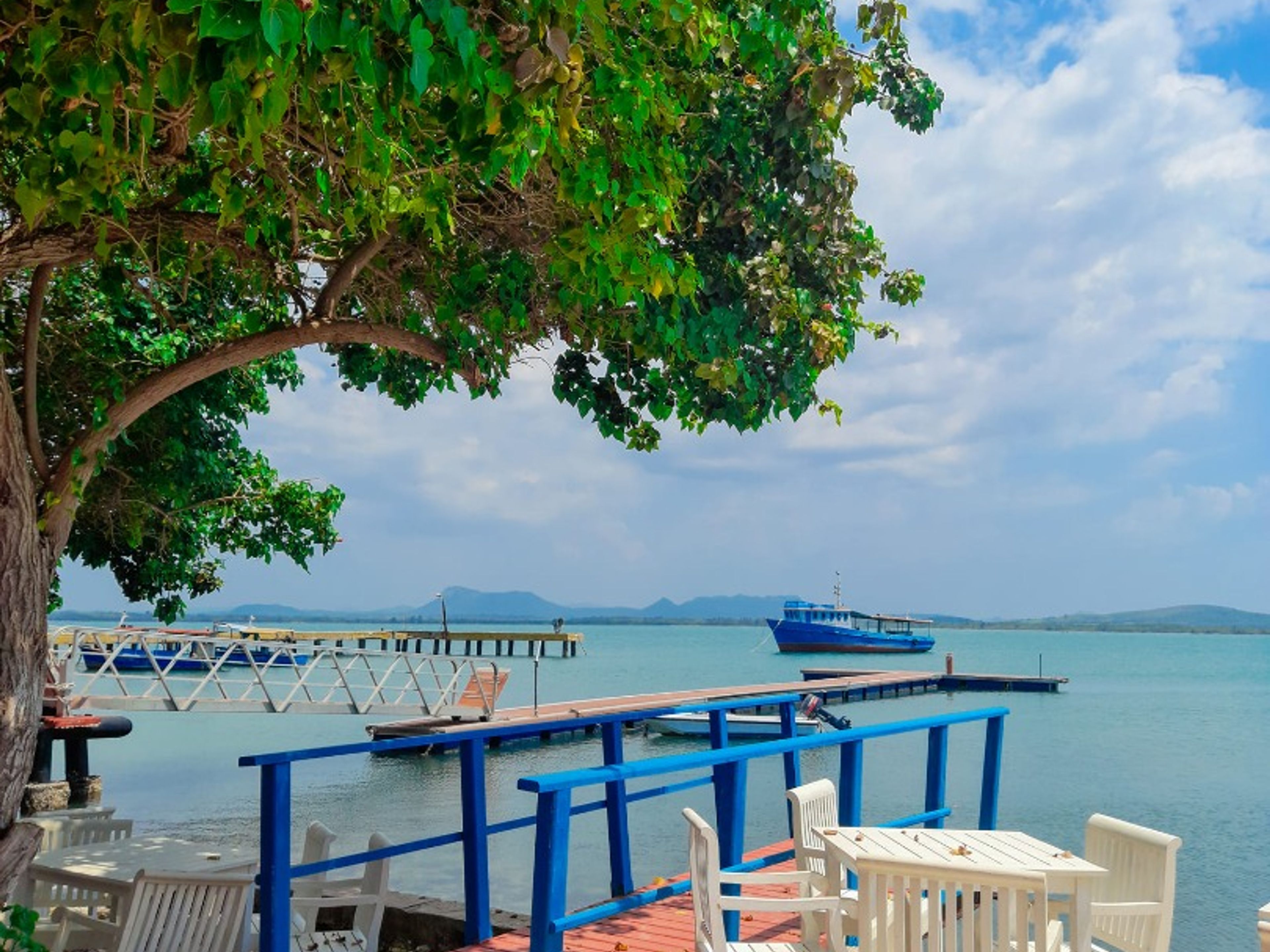 Tур "ТРАДИЦИОННЫЙ МАСТЕР-КЛАСС ПО ПРИГОТОВЛЕНИЮ БЛЮД КУХНИ ГИБАРЫ И ДЕГУСТАЦИЯ В РЕСТОРАНЕ RÍO DE MARES". "TRADITIONAL GIBARA COOKING CLASS AND TASTING AT RÍO DE MARES RESTAURANT" Tour, Gibara, Holguín, Cuba.