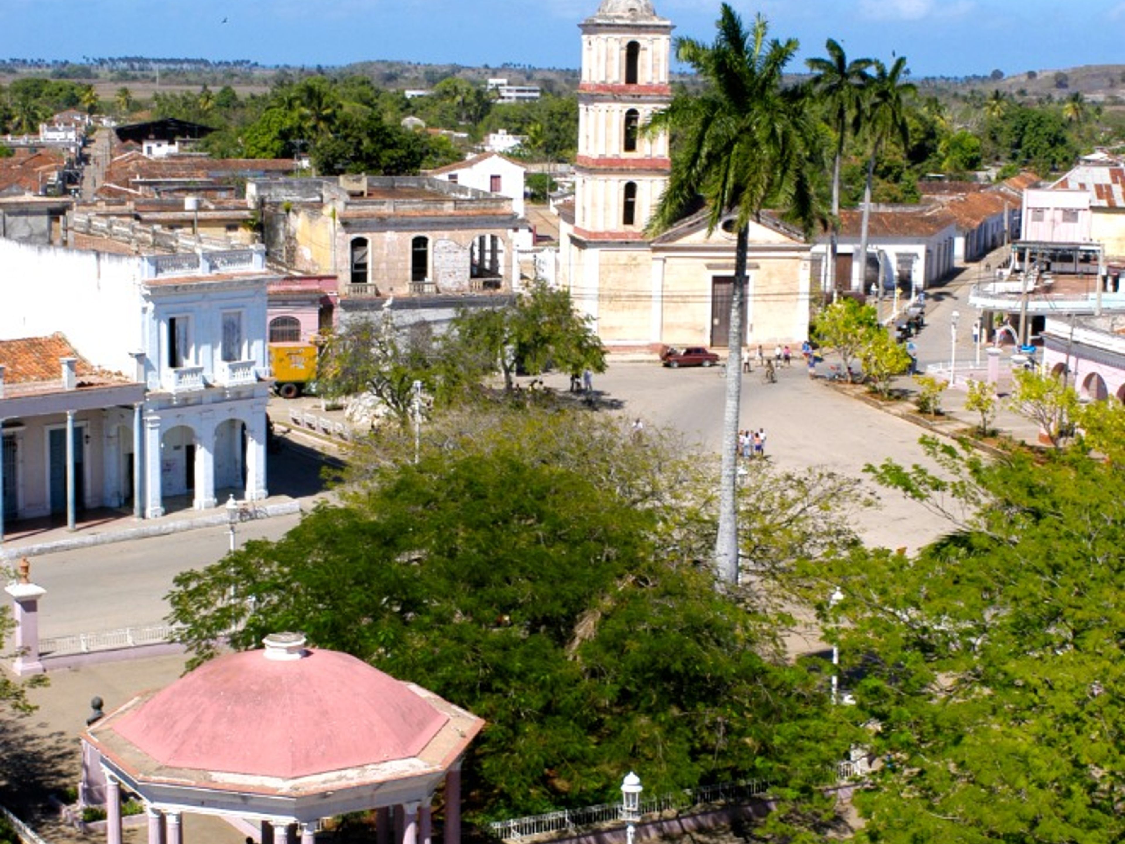 Tour "REMEDIOS COLONIALI". San Juan de los Remedios colonial city, Villa Clara, Cuba.