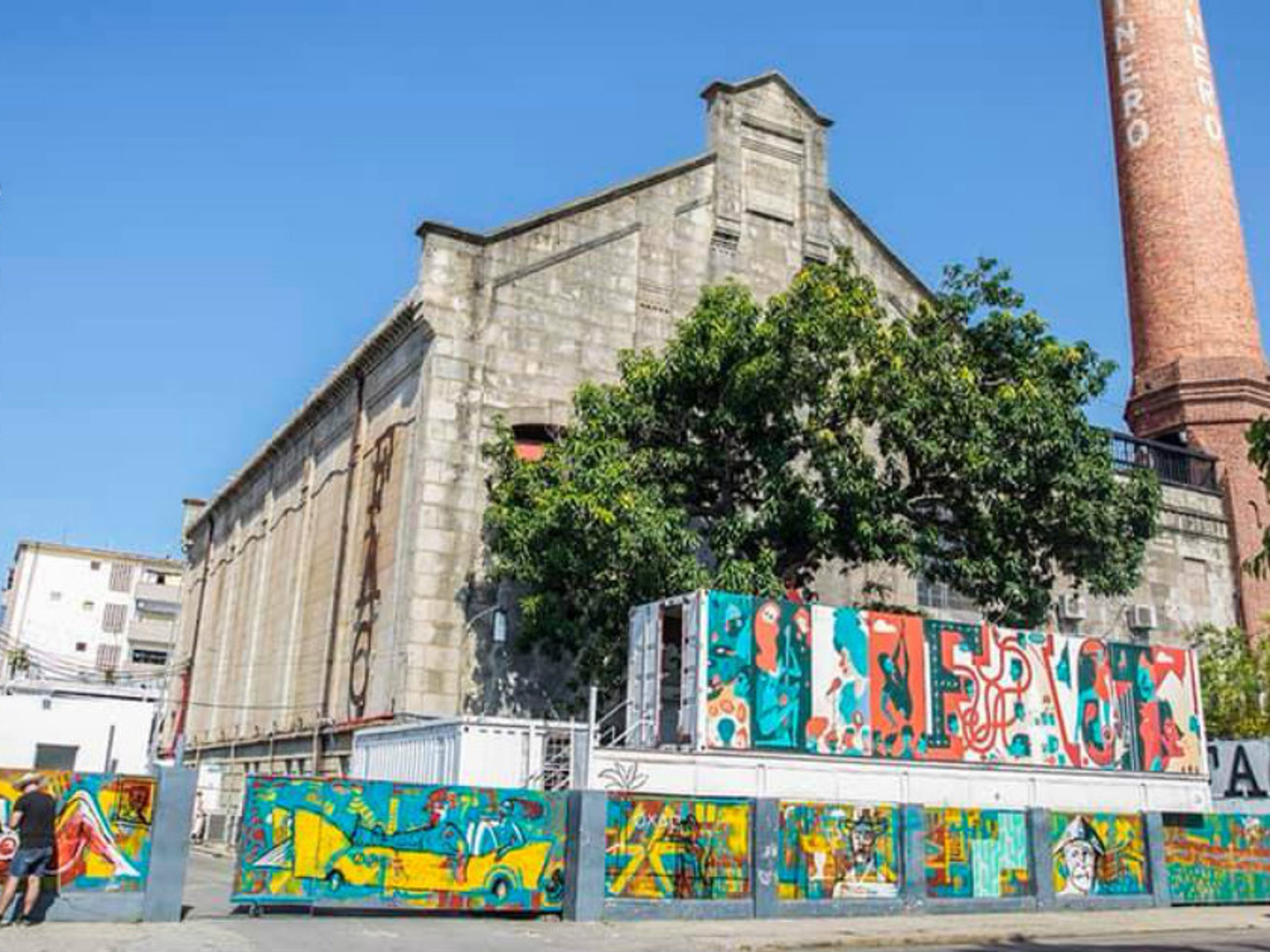 Tour in Scooter "L'AVANA AVVENTURISTA" (MOTORINA, CANOPY E IMMERSIONI). Fabrica de Arte Cubano panoramic view, Havana, Cuba.
