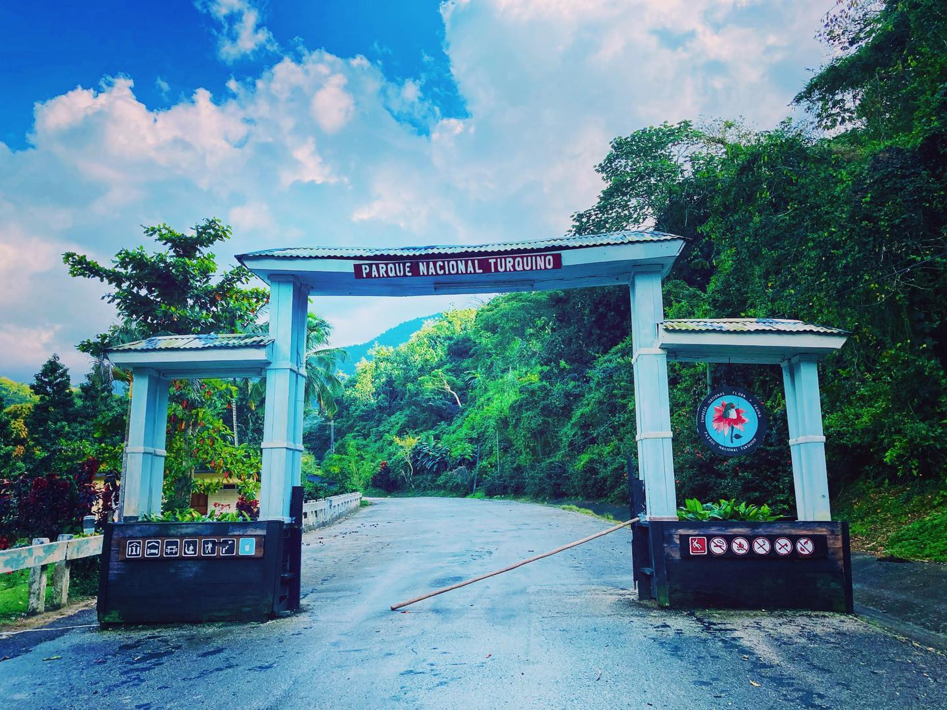 “PICO REAL DEL TURQUINO (VON BAYAMO)“ Trekking Tour (2 Tage / 1 Nacht). Santo Domingo town, Turquino National Park, Granma, Cuba.