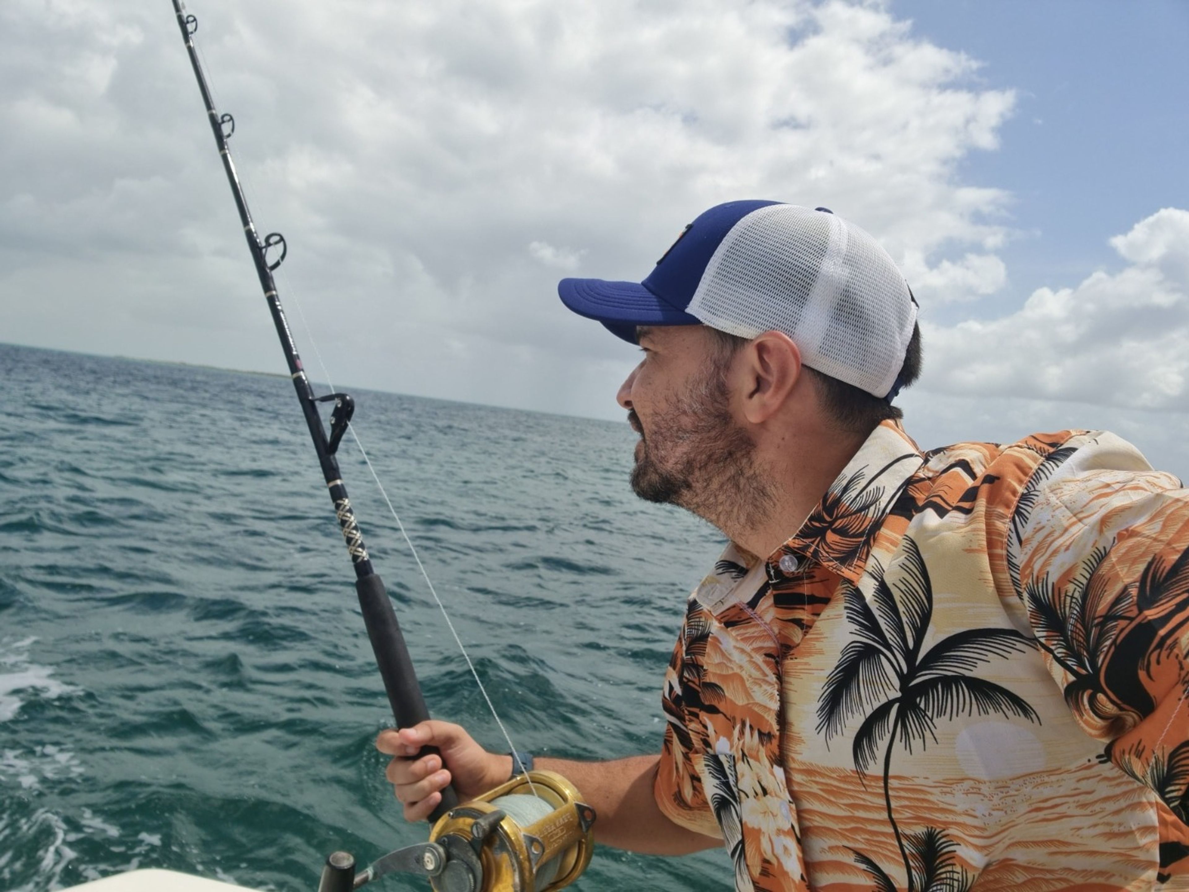 Excursão "PESCA EM ALTO MAR EM SIGUANEA (EL COLONY)". “DEEP SEA FISHING IN SIGUANEA (EL COLONY)“ Tour