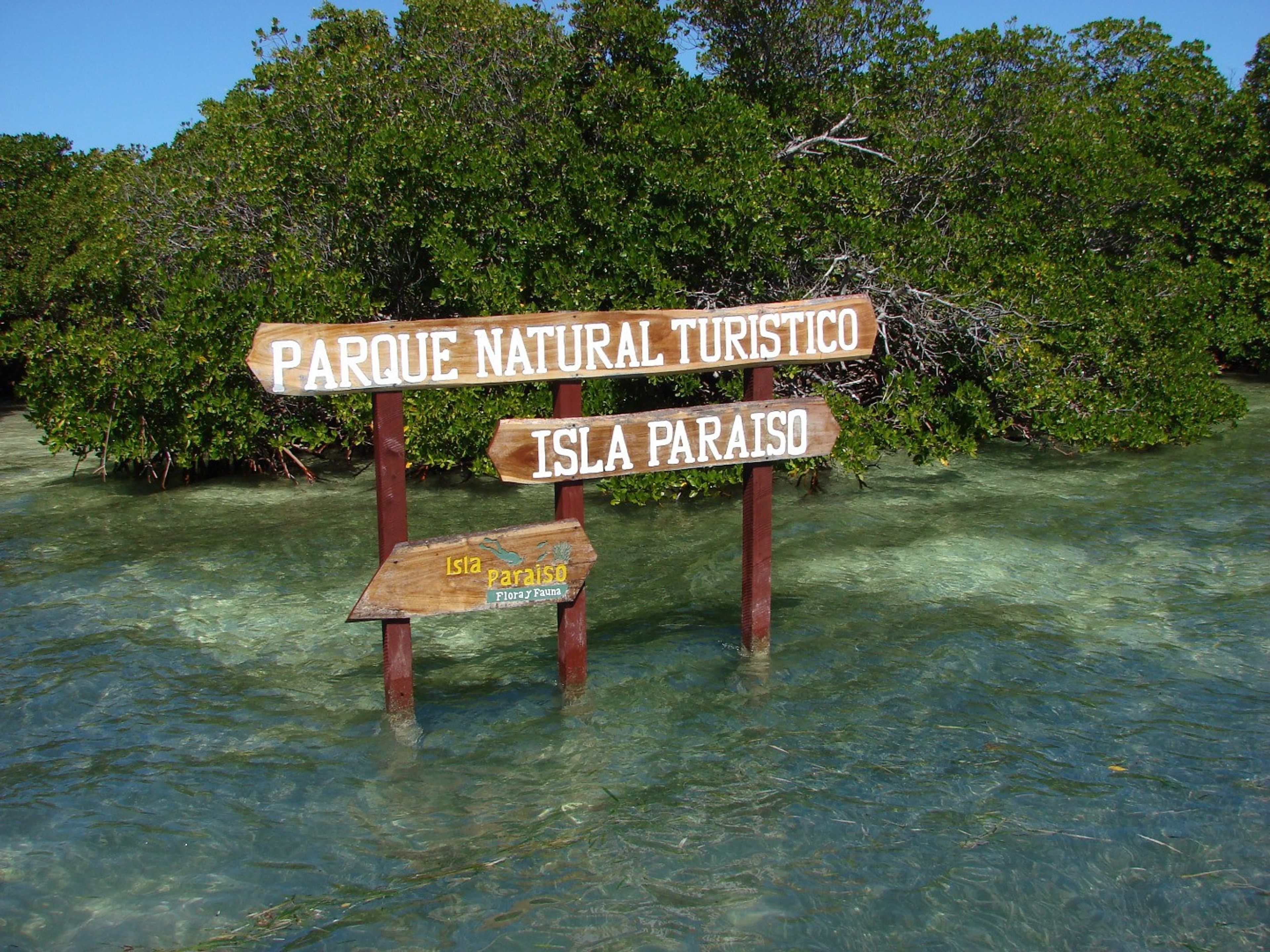 "Nature Tour Island Paradise". Paradise Island, Cayo Romero Natural Park, Varadero