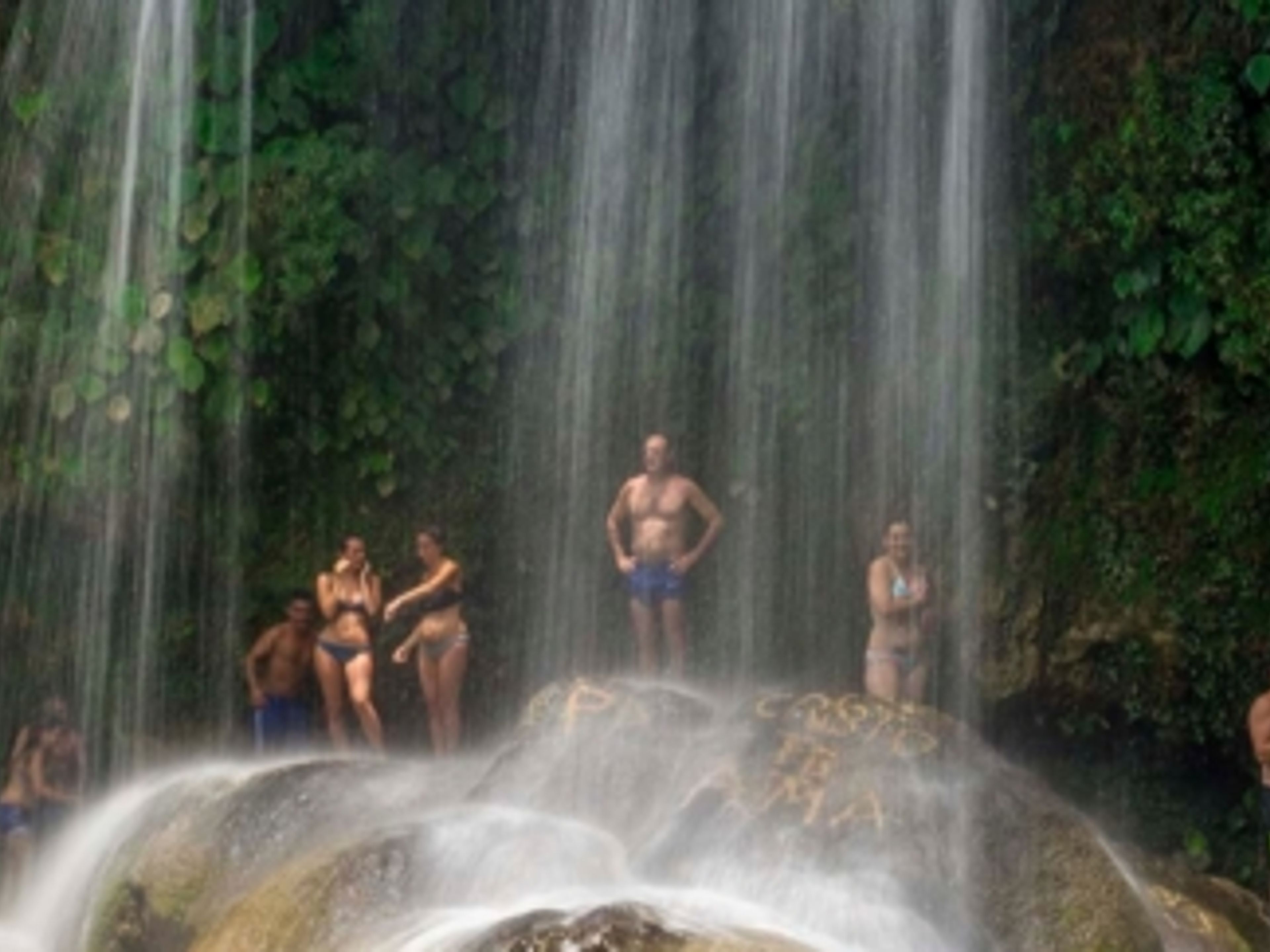 Tour "SOROA + LAS TERRAZAS". Soroa waterfall