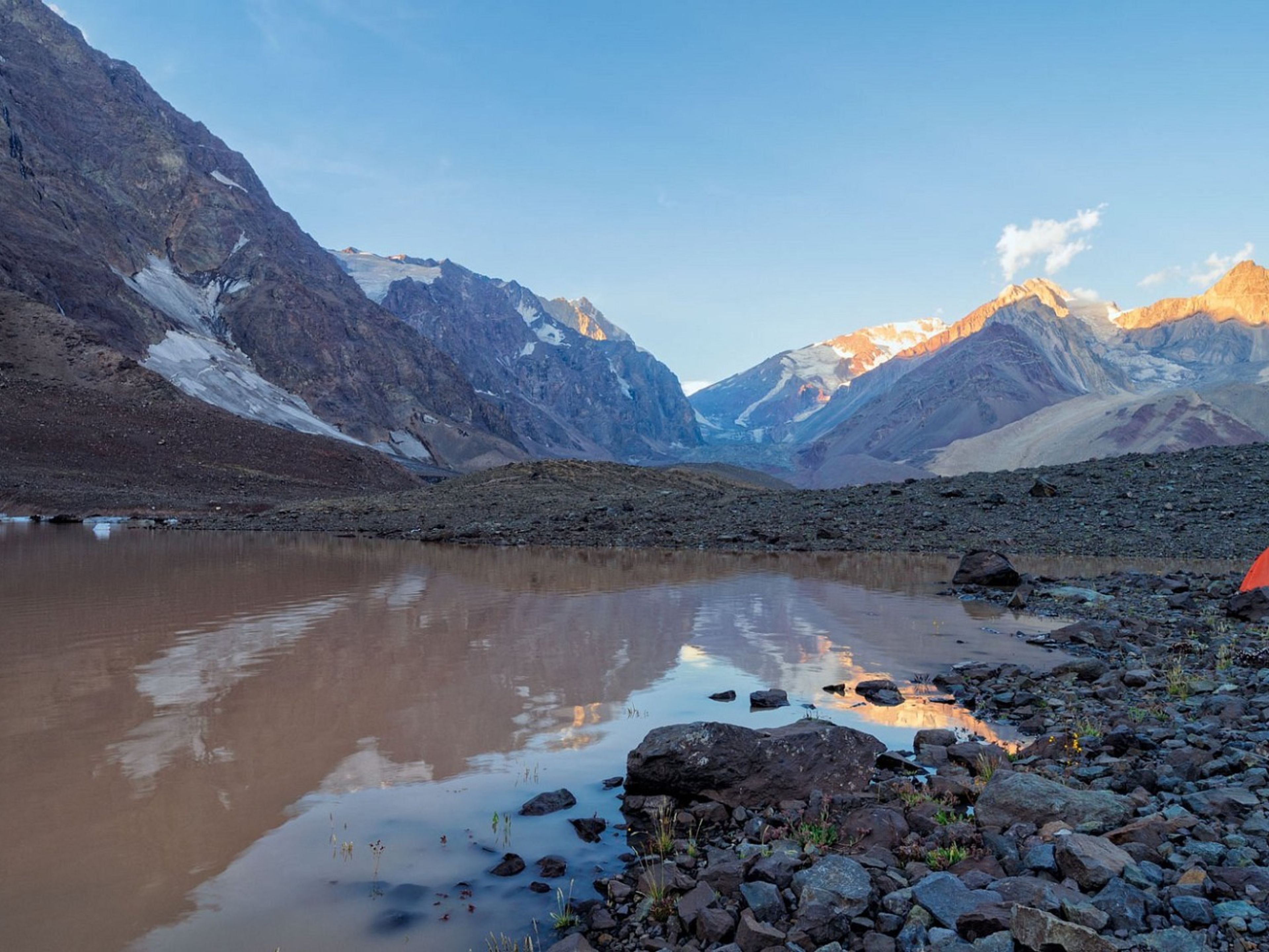 Excursão “PASSEIO A CAVALO NA GELEIRA EL MORADO + CHURRASQUEIRA”. “HORSEBACK RIDING ON EL MORADO GLACIER + BARBECUE” Tour, Chile.