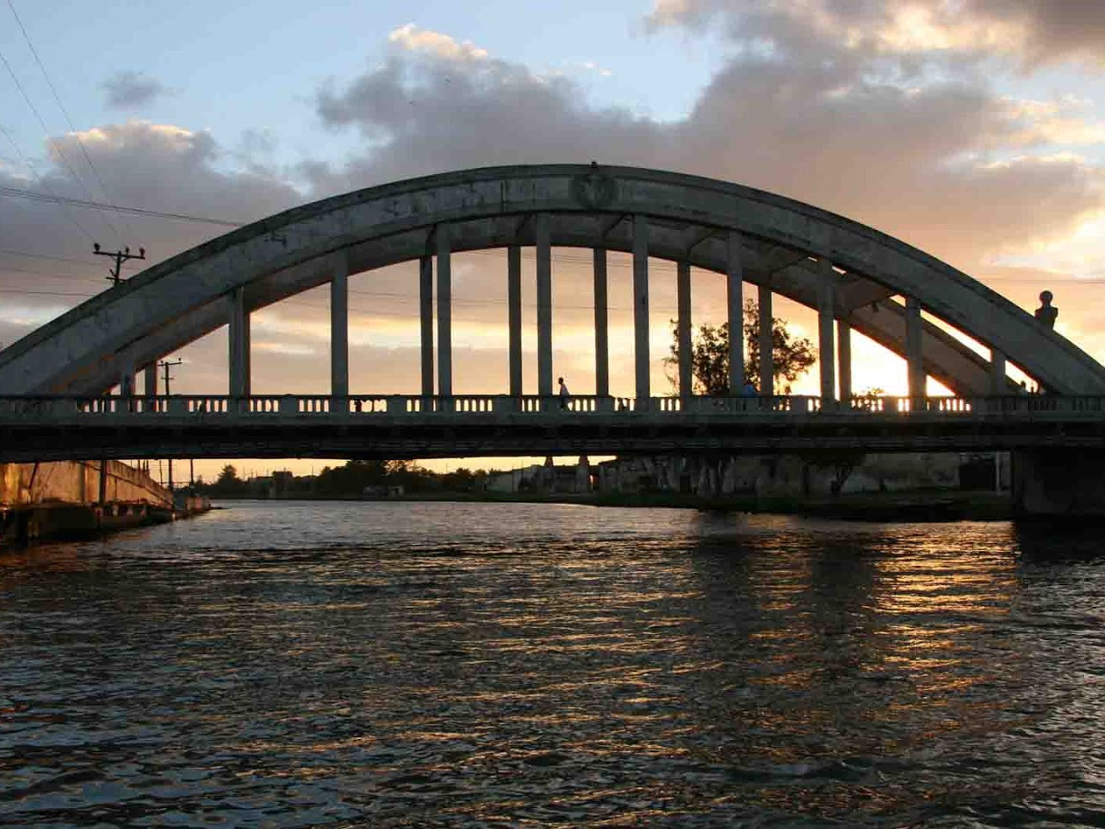 Tour “Matanzas 325”. “De Tirry” bridge, Matanza city. “Matanzas 325” Tour
