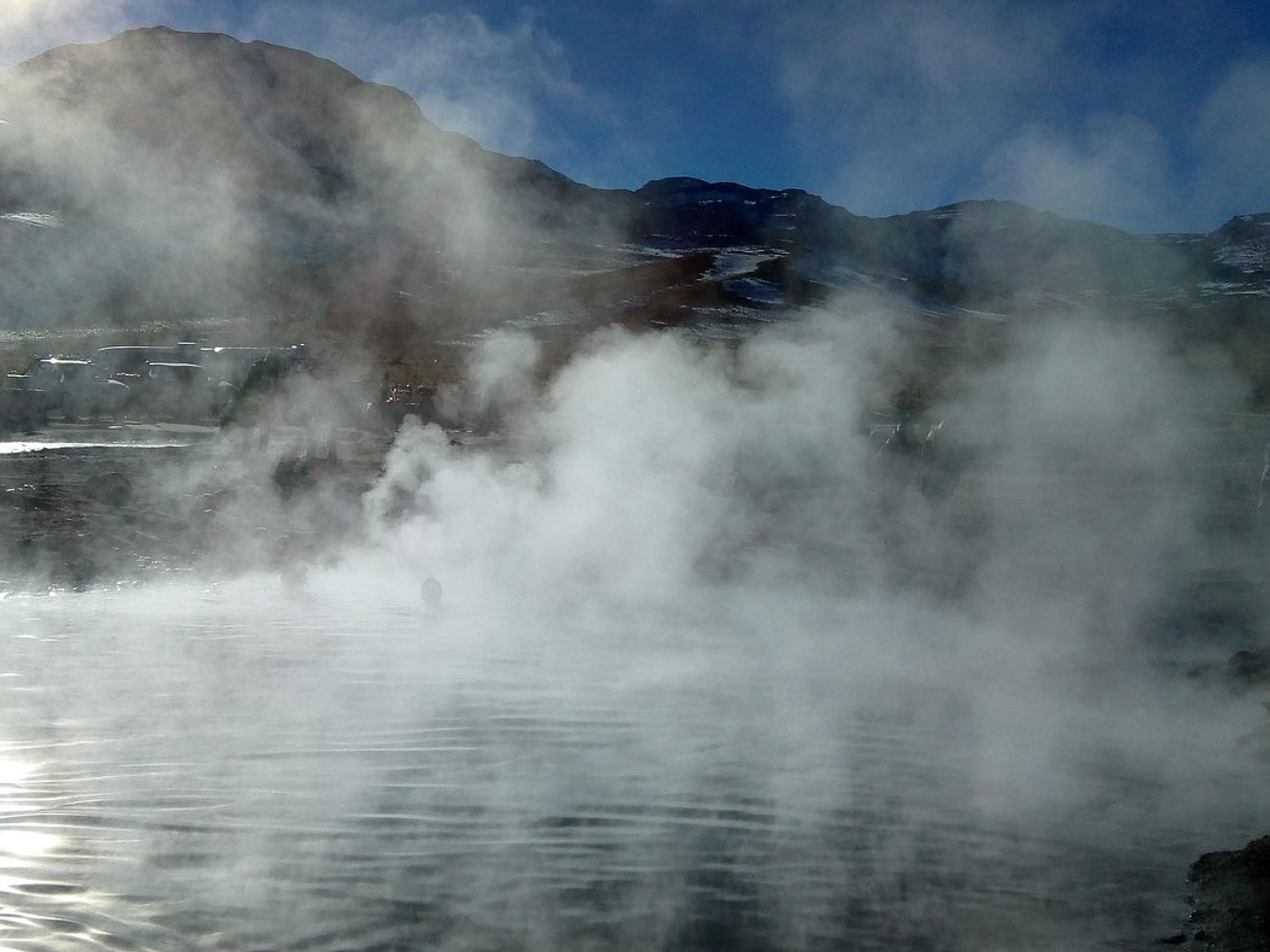 Tour "GEYSER DI TATIO + GUADAGGIO DI MACHUCA + PUTANA". Tatio Geysers panoramic view, San pedro de Atacama, Chile.