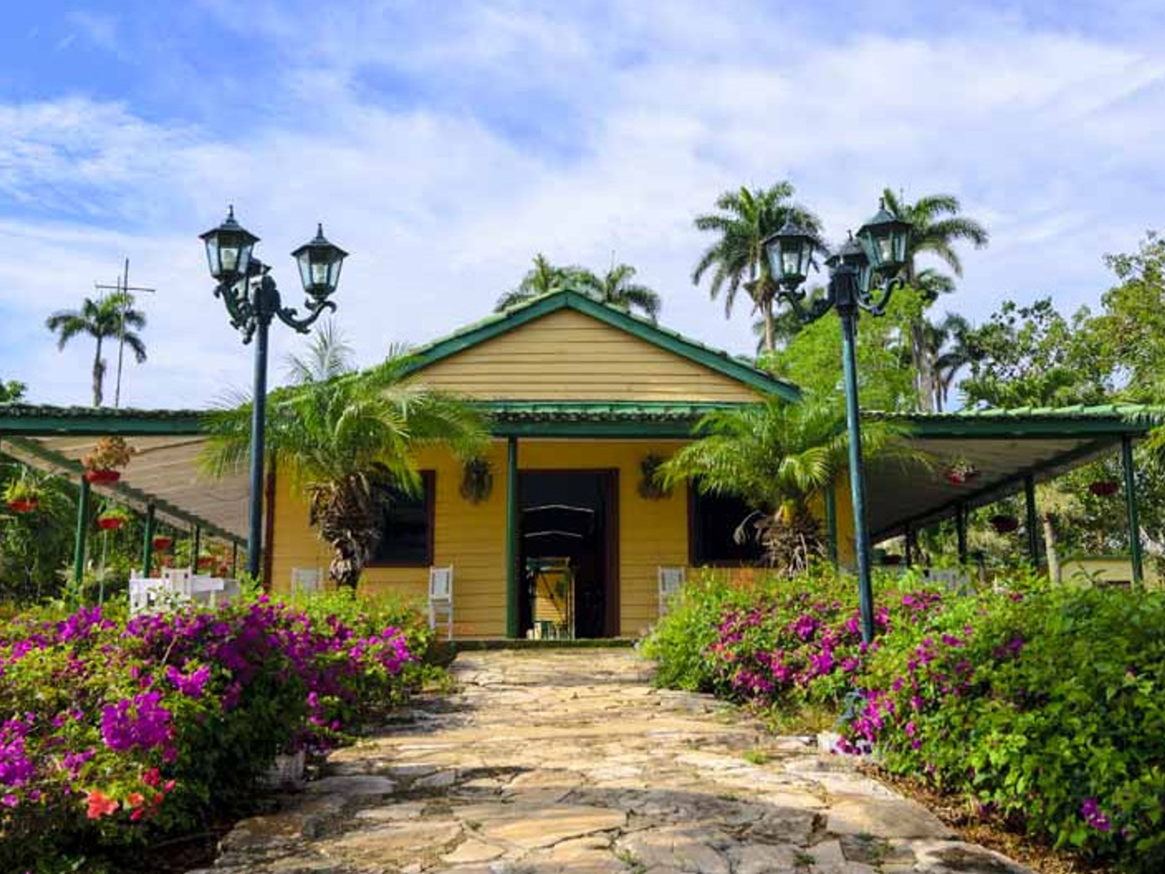Тур "JEEP SAFARI YAGUAJAY". Hacienda “Los Álamos”, Yaguajay, Sancti Spíritus