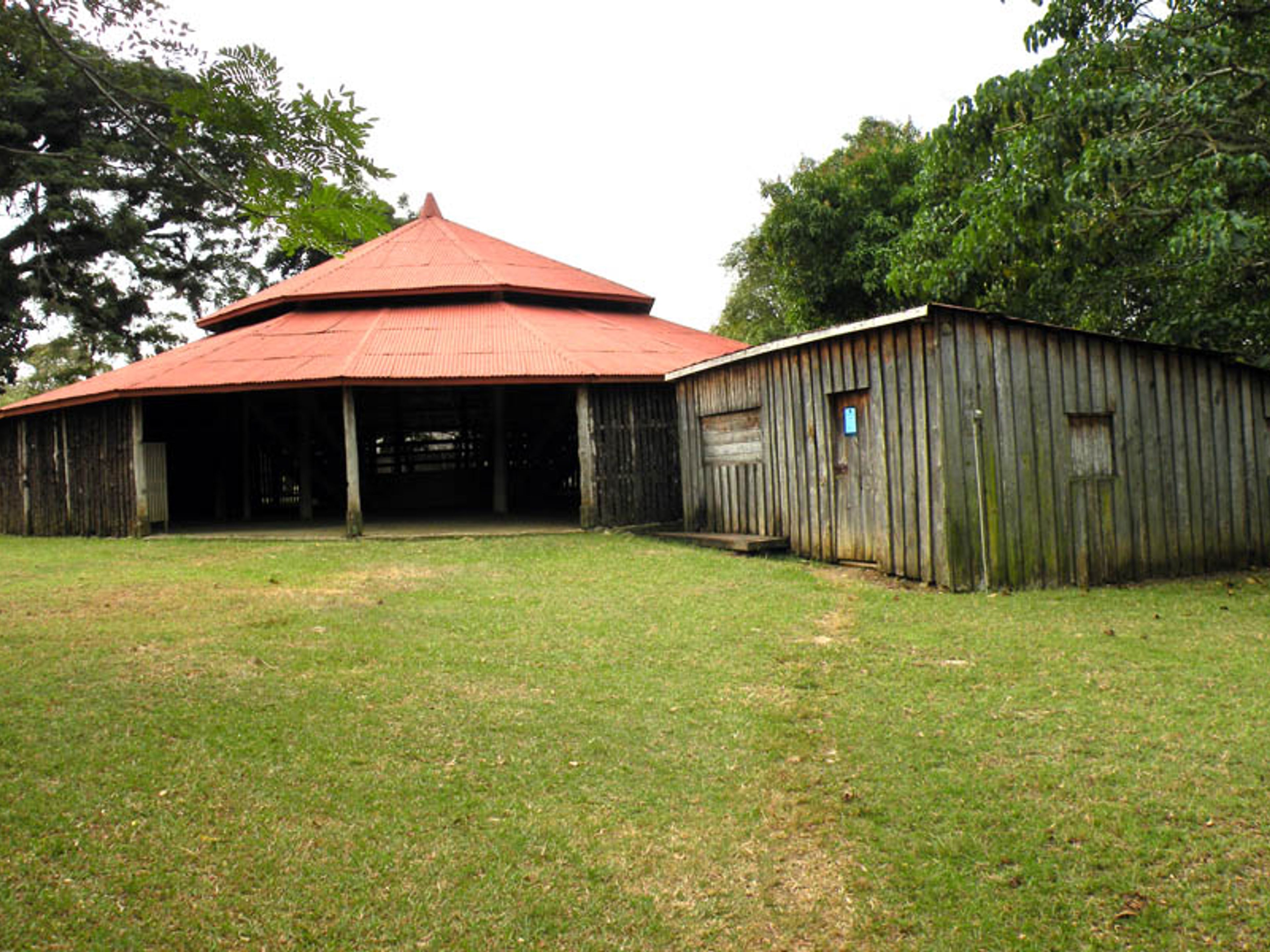 Джип-Cафари "САЛЬТО-ДЕЛЬ-ГУАЯБО + ИСТОРИЧЕСКИЙ САЙТ БИРАН". Birán Historic Site, Cueto, Holguín, Cuba