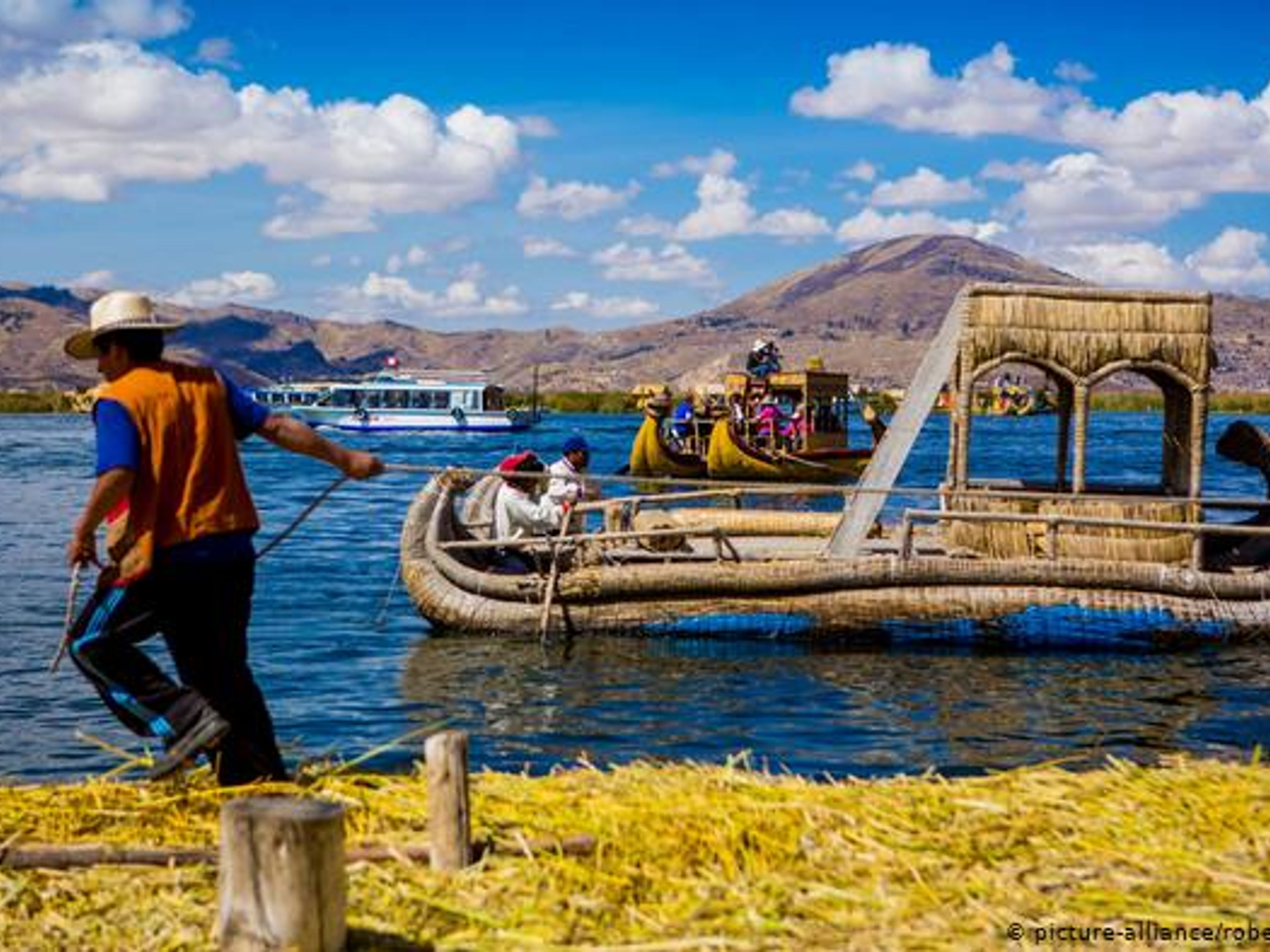 ISLAS LOS UROS & TAQUILE FULL DAY TOURS. Uros Floating Islands, Peru