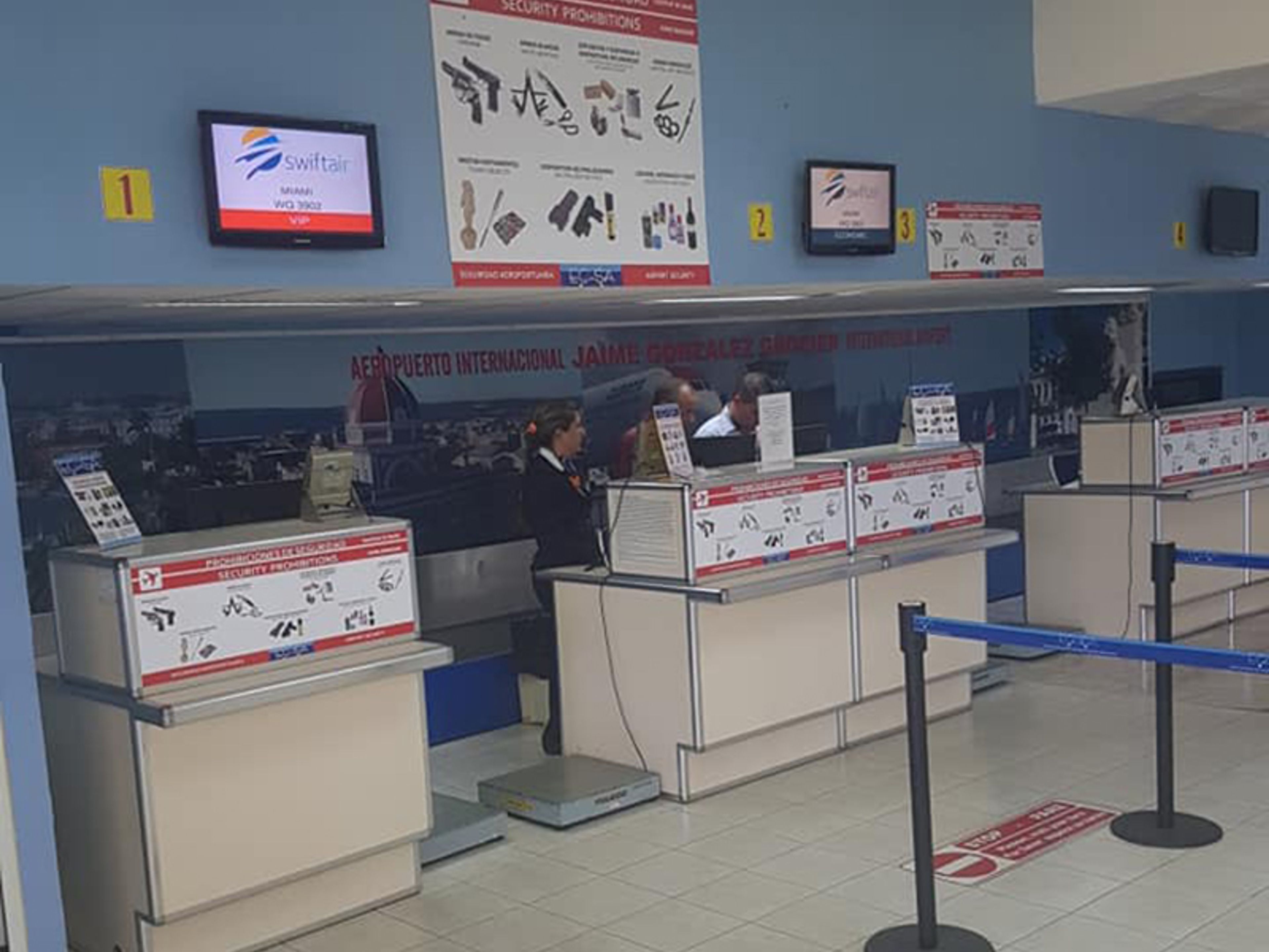 "ОБСЛУЖИВАНИЕ VIP-ЗАЛОВ АЭРОПОРТ ИМ. ХАЙМЕ ГОНСАЛЕС, СЬЕНФУЭГОС". Jaime González International Airport, Cienfuegos, Cuba.