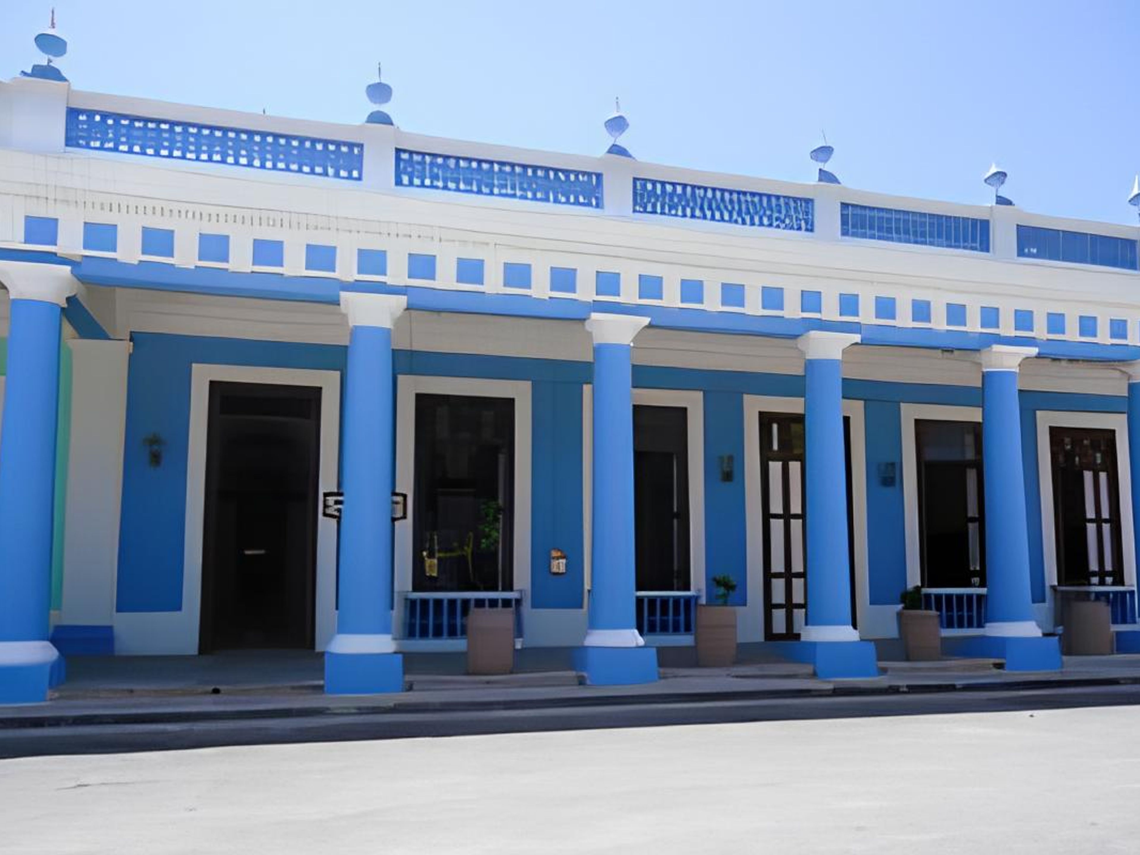 Джип Сафари "ГИБАРА НА НОЧЬ". Gibara city panoramic view, Holguín, Cuba.