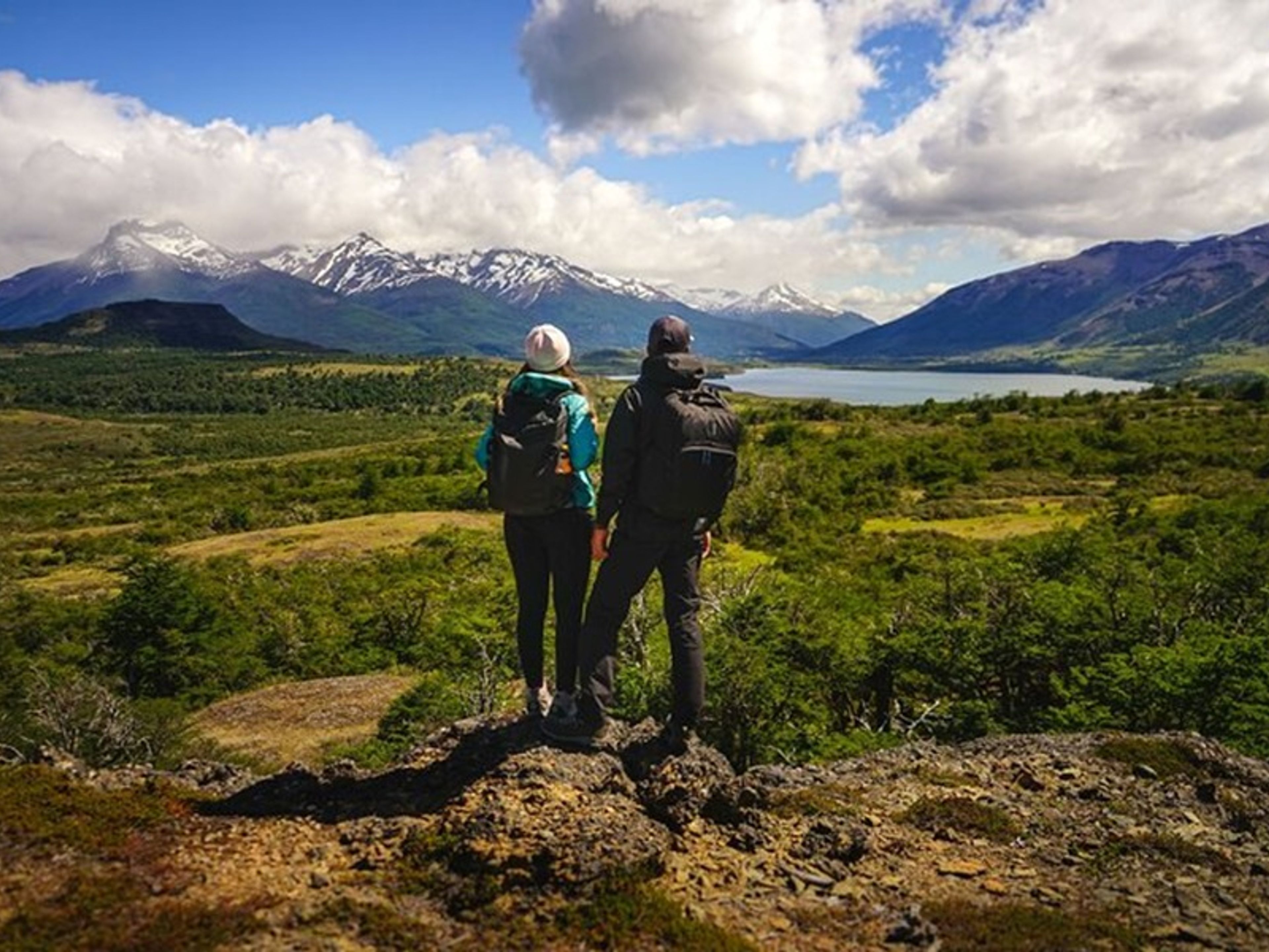 Tour “PEINTURES SUR ROCHER + BOÎTE-REPAS”