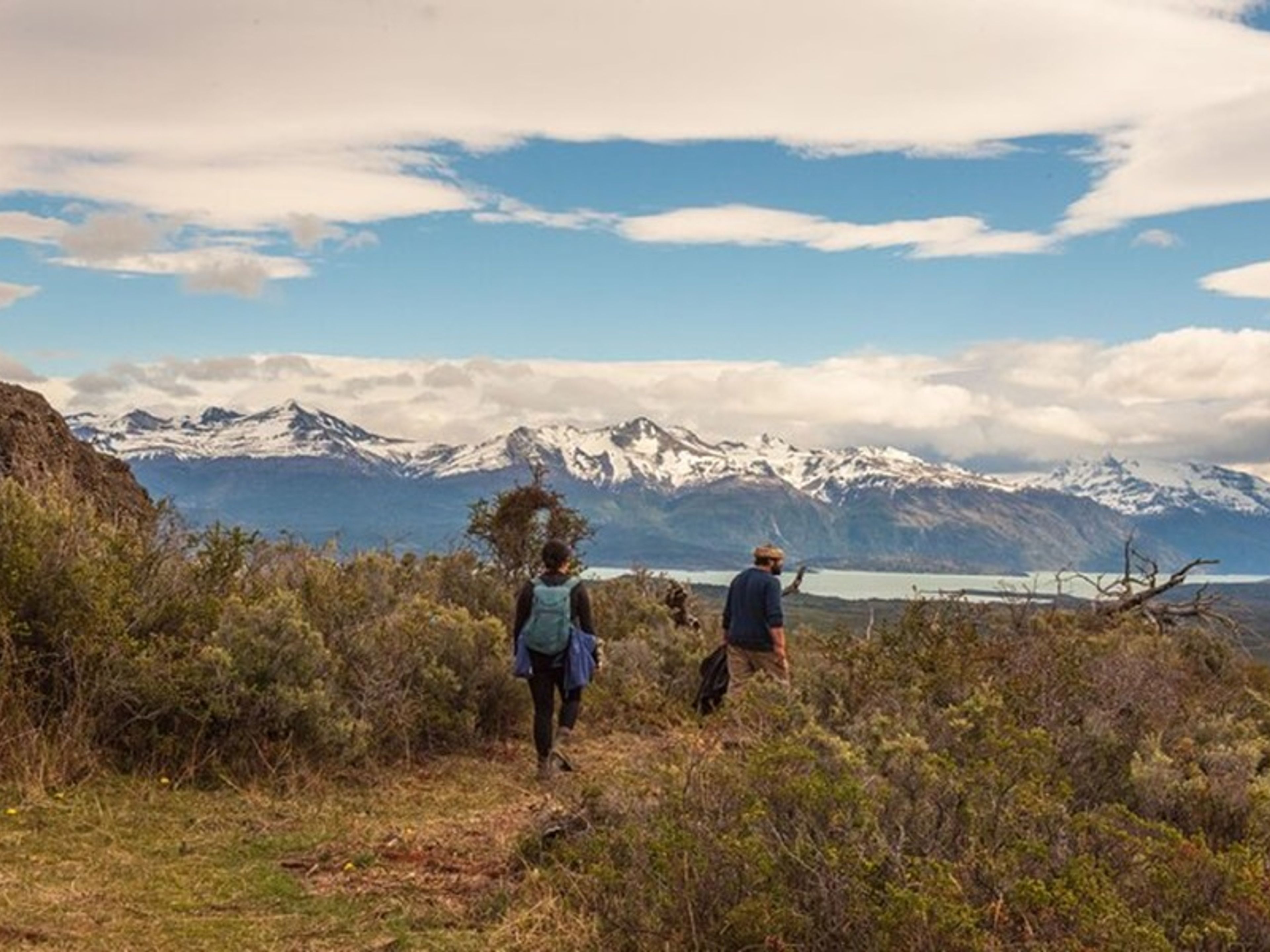 Tour “PEINTURES SUR ROCHER + BOÎTE-REPAS”. “ROCK PAINTINGS + BOX LUNCH” Tour, The Archaeological Park at Estancia Ernesto Helmer, Chile.