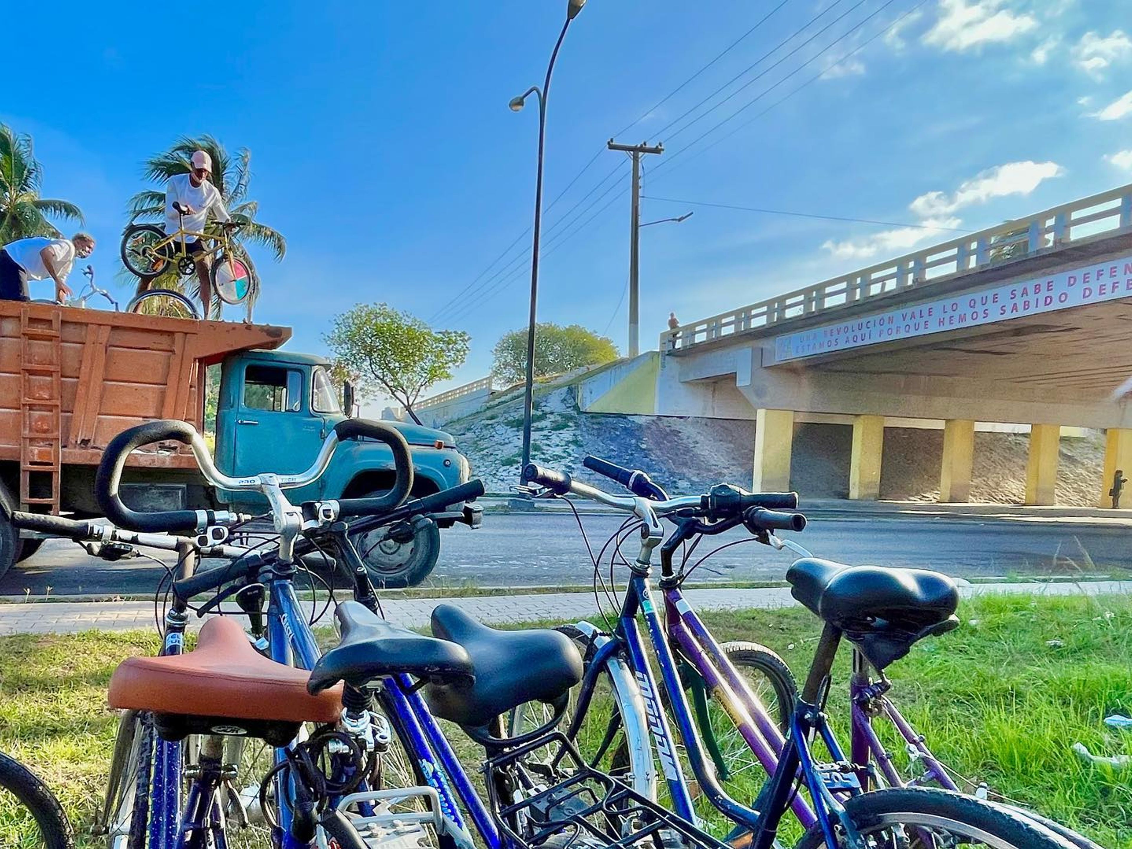 Excursión de Ciclismo “CICLOMOVILIDAD LIDERADA POR MUJERES”. Vélo Cuba, the first cyclomobility venture in Cuba.