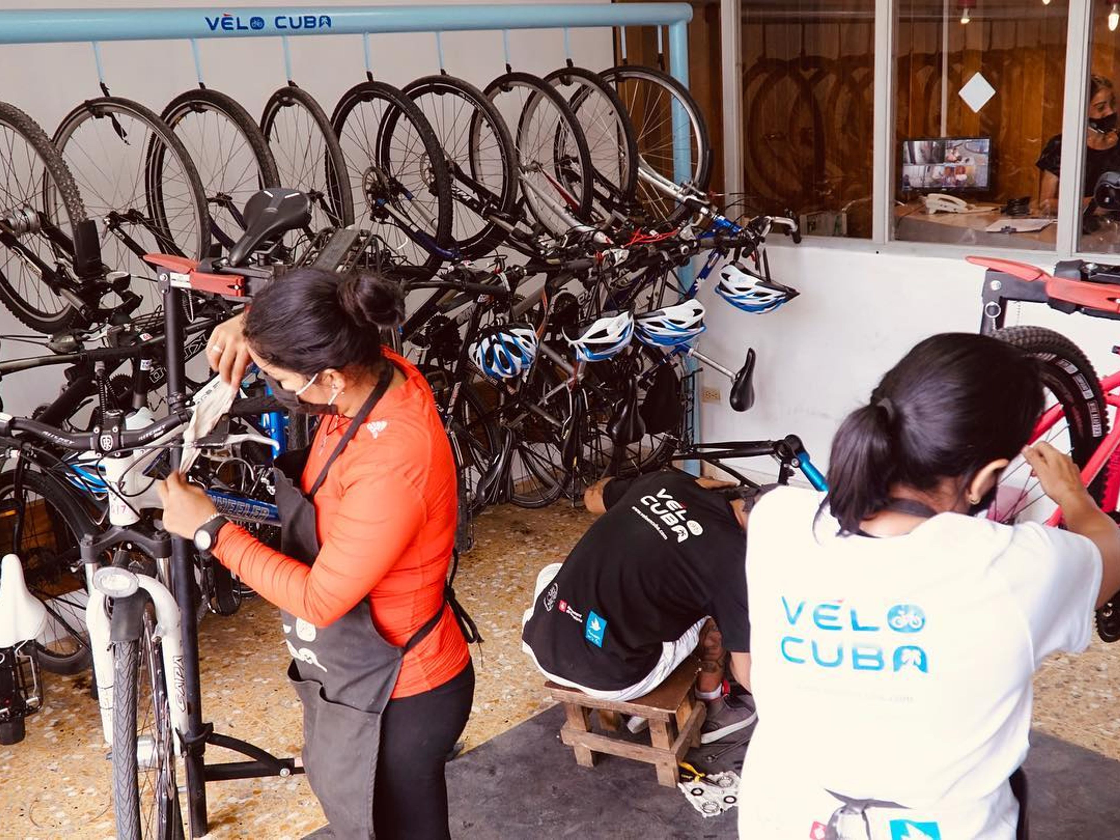 “WOMEN-LED CYCLING MOBILITY” Cycling tour. Vélo Cuba, the first cyclomobility venture in Cuba.