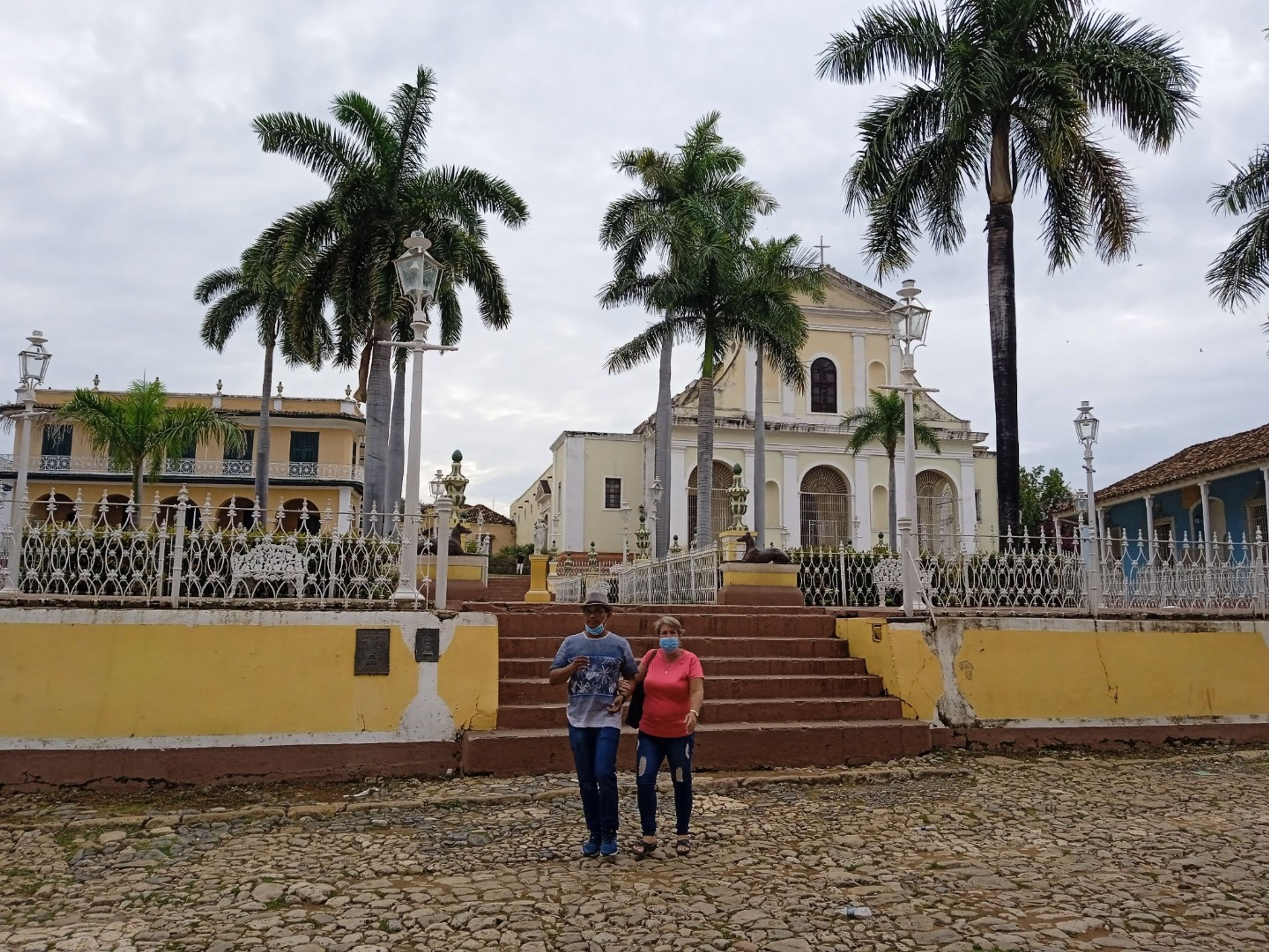 Excursión “PLAZAS COLONIALES, EMPORIO DE LEYENDAS”. The Mayor square panoramic view, Trinidad, Sancti Spíritus, Cuba.