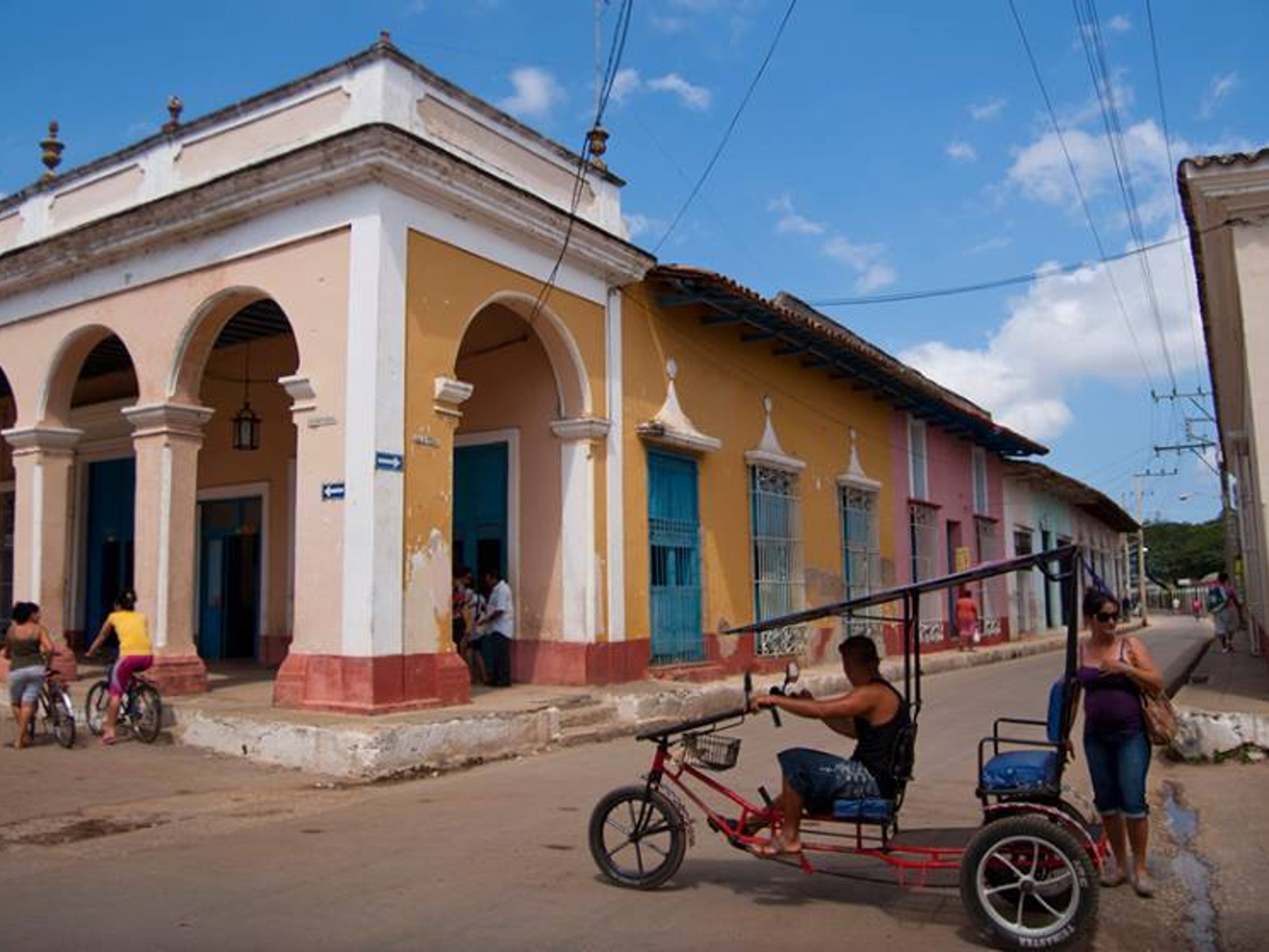 Tour "CAFÉ, TABAC ET RHUM". San Juan de los Remedios old city panoramic view, Villa Clara, Cuba.
