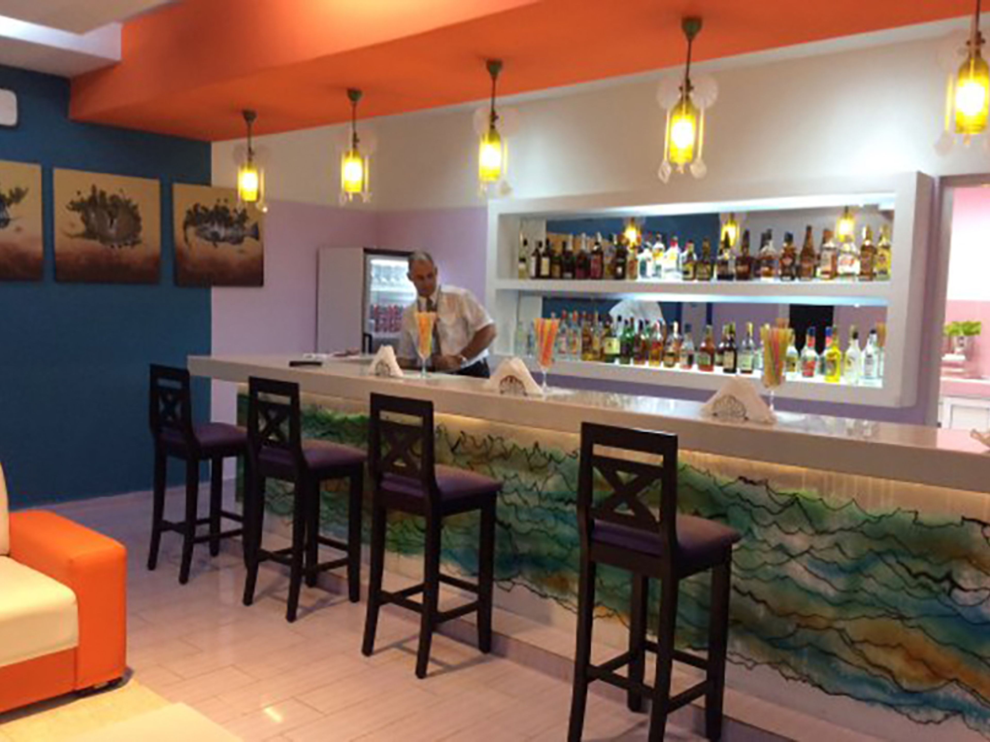"VIP LOUNGE SERVICE AT JARDINES DEL REY, CAYO COCO INTERNATIONAL AIRPORT". VIP Lounge Service of the Jardines del Rey International Airport, Cayo Coco, Ciego de Ávila, Cuba.