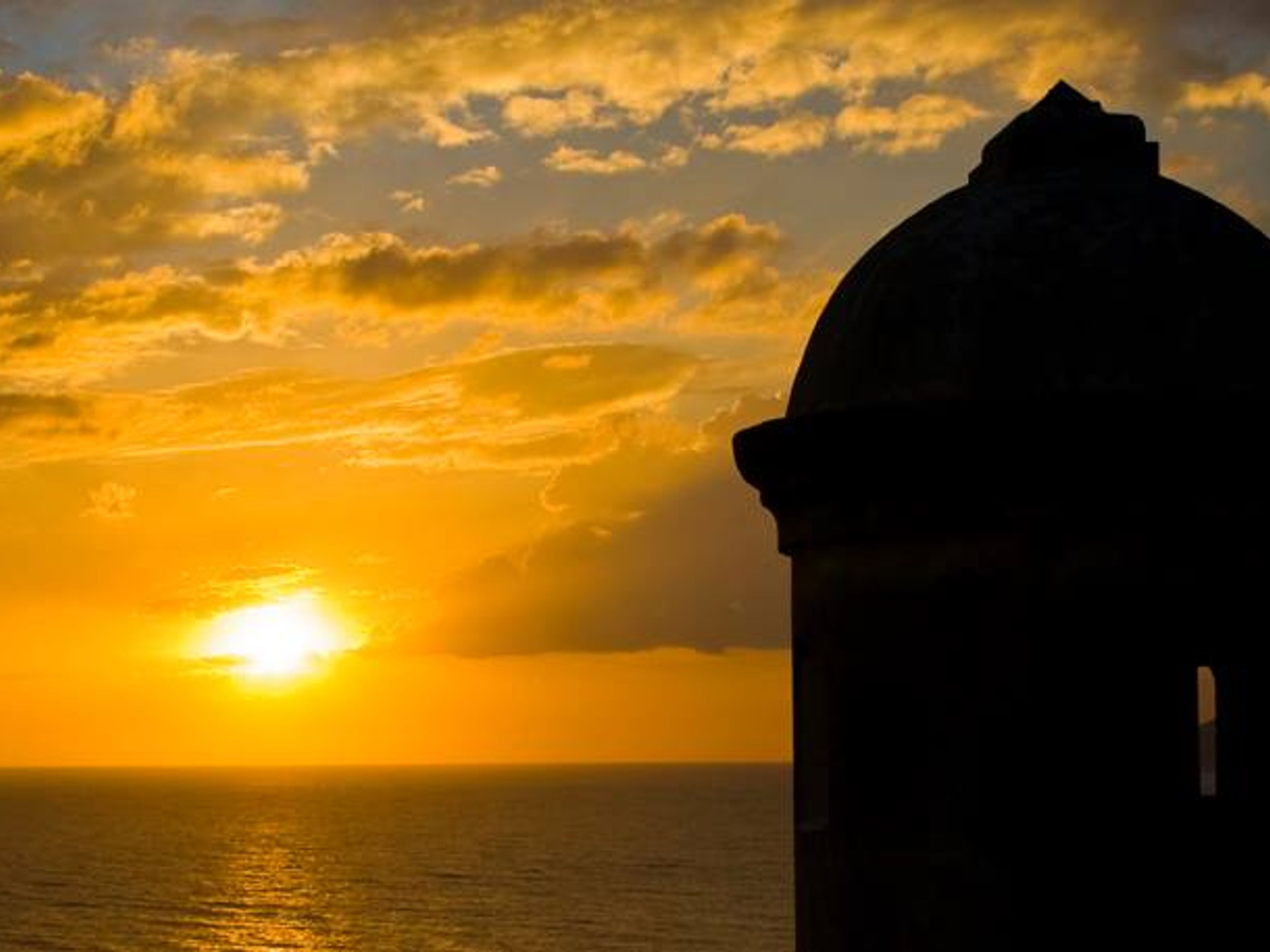 "SANTIAGO DE CUBA´S SUNSET BY BOAT" Tour