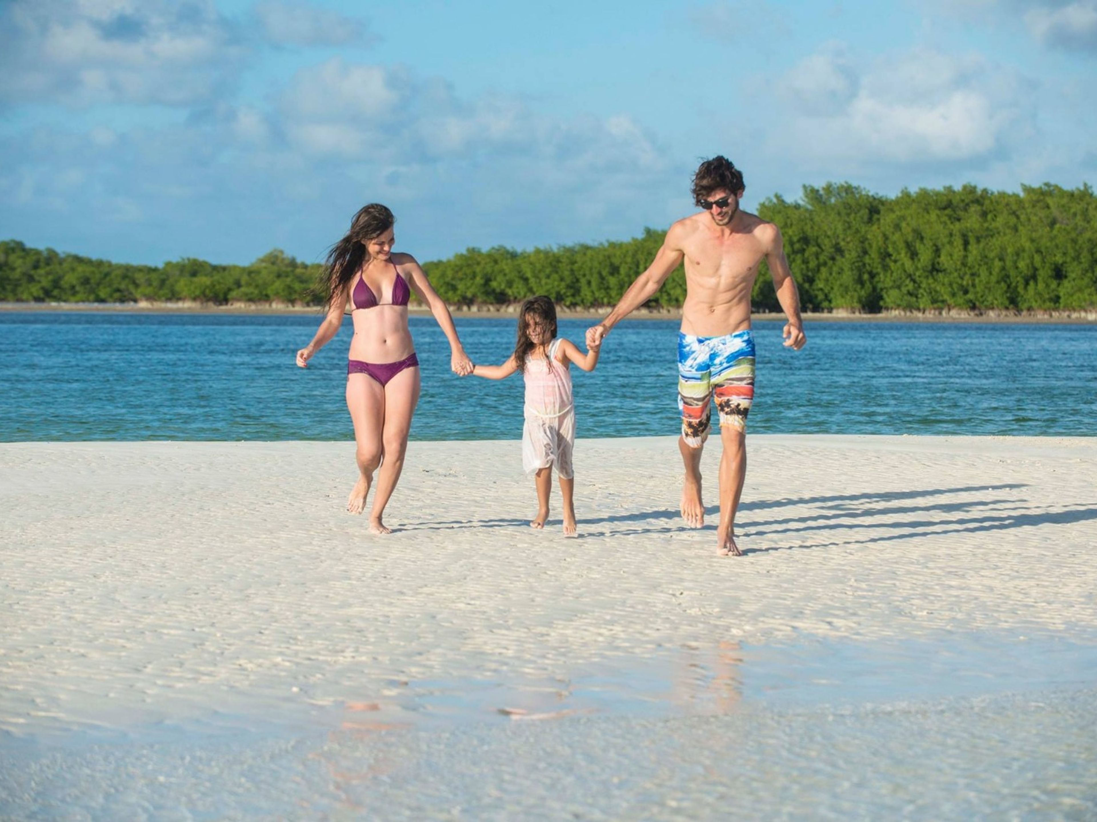 “FULL DAY PRIVATE CHARTER (SEA TOUR + DEEP SEA FISHING) (UP TO 4 PAX)“ Tour. “FULL DAY PRIVATE CHARTER (SEA TOUR + DEEP SEA FISHING) (UP TO 4 PAX)“ Tour, Jardines del Rey, Ciego de Ávila, Cuba.