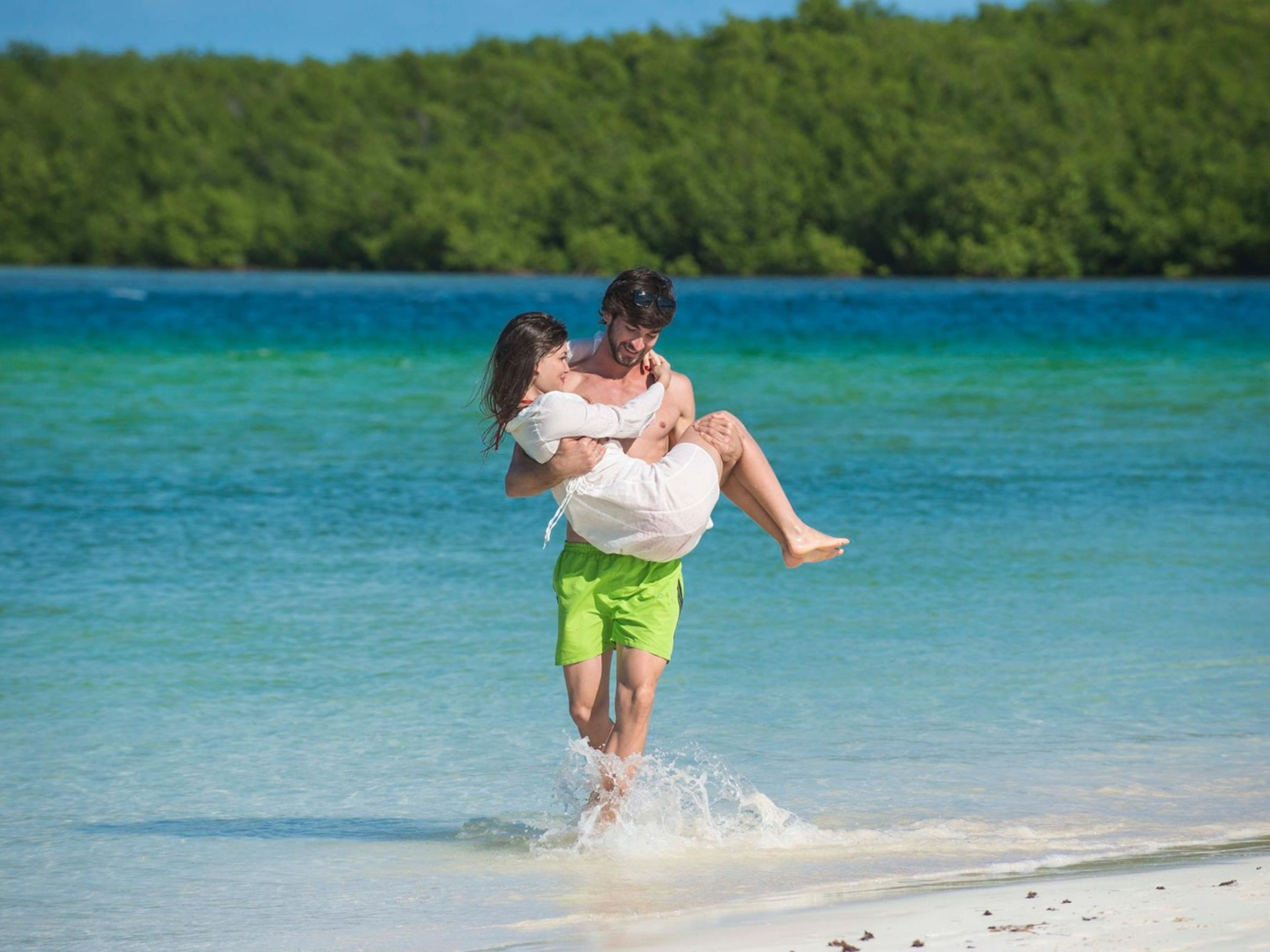 “FULL DAY PRIVATE CHARTER (SEA TOUR + DEEP SEA FISHING) (UP TO 4 PAX)“ Tour. “FULL DAY PRIVATE CHARTER (SEA TOUR + DEEP SEA FISHING) (UP TO 4 PAX)“ Tour, Jardines del Rey, Ciego de Ávila, Cuba.