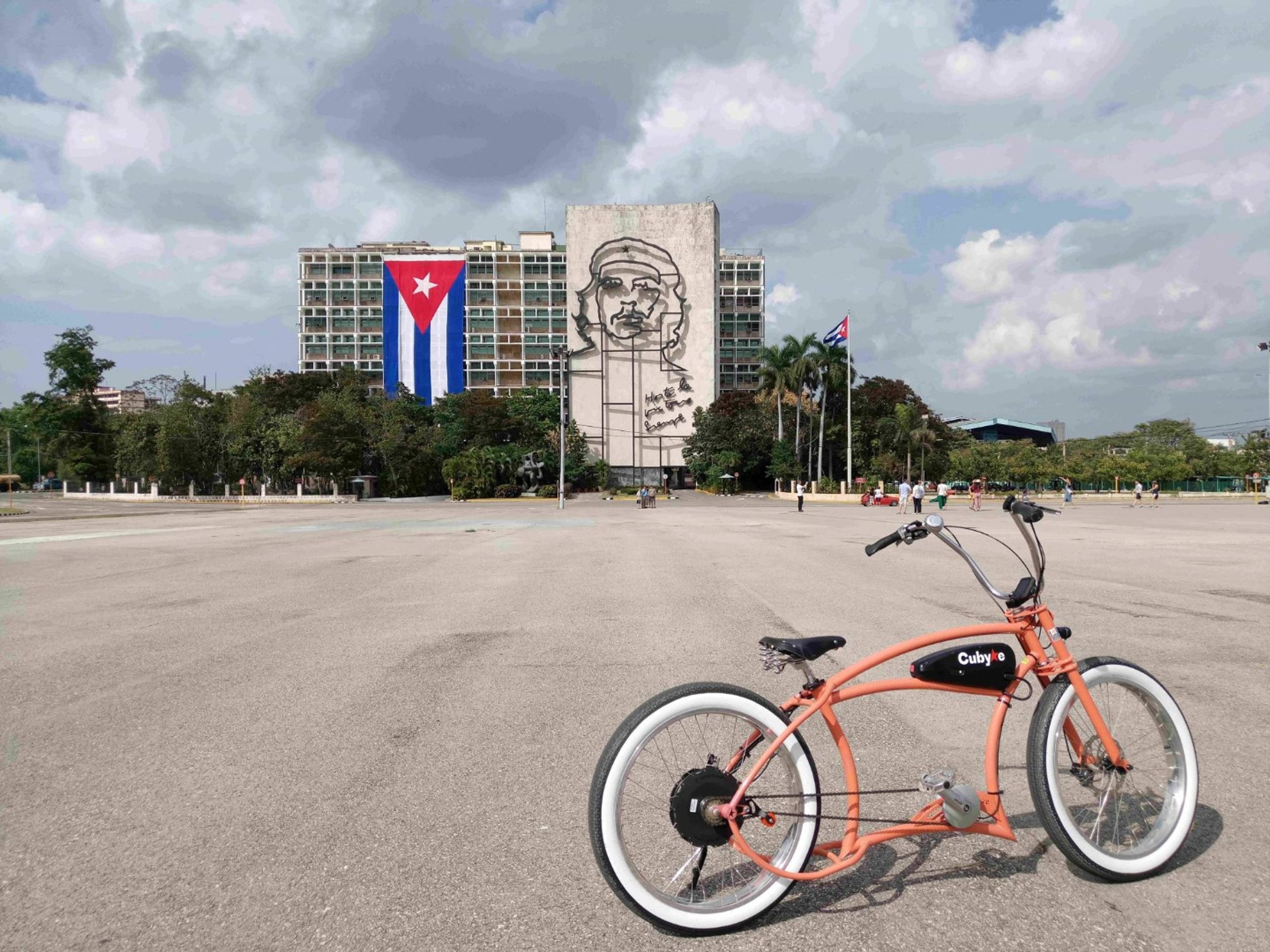 Tour in bicicletta "RIVOLUZIONE CUBANA"