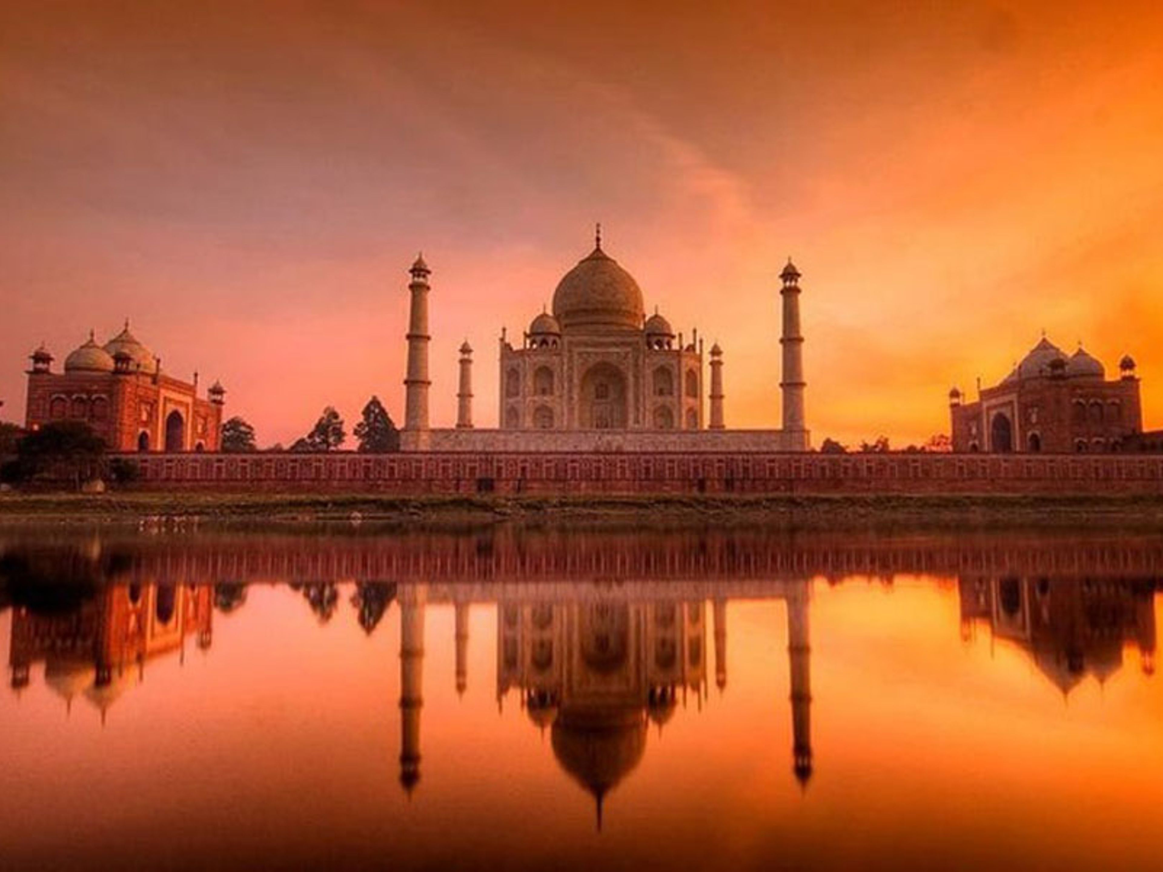 "Taj Sunrise & Sunset Tour" Tour. Taj Mahal Sunrise panoramic view, Agra,Uttar Pradesh, India.