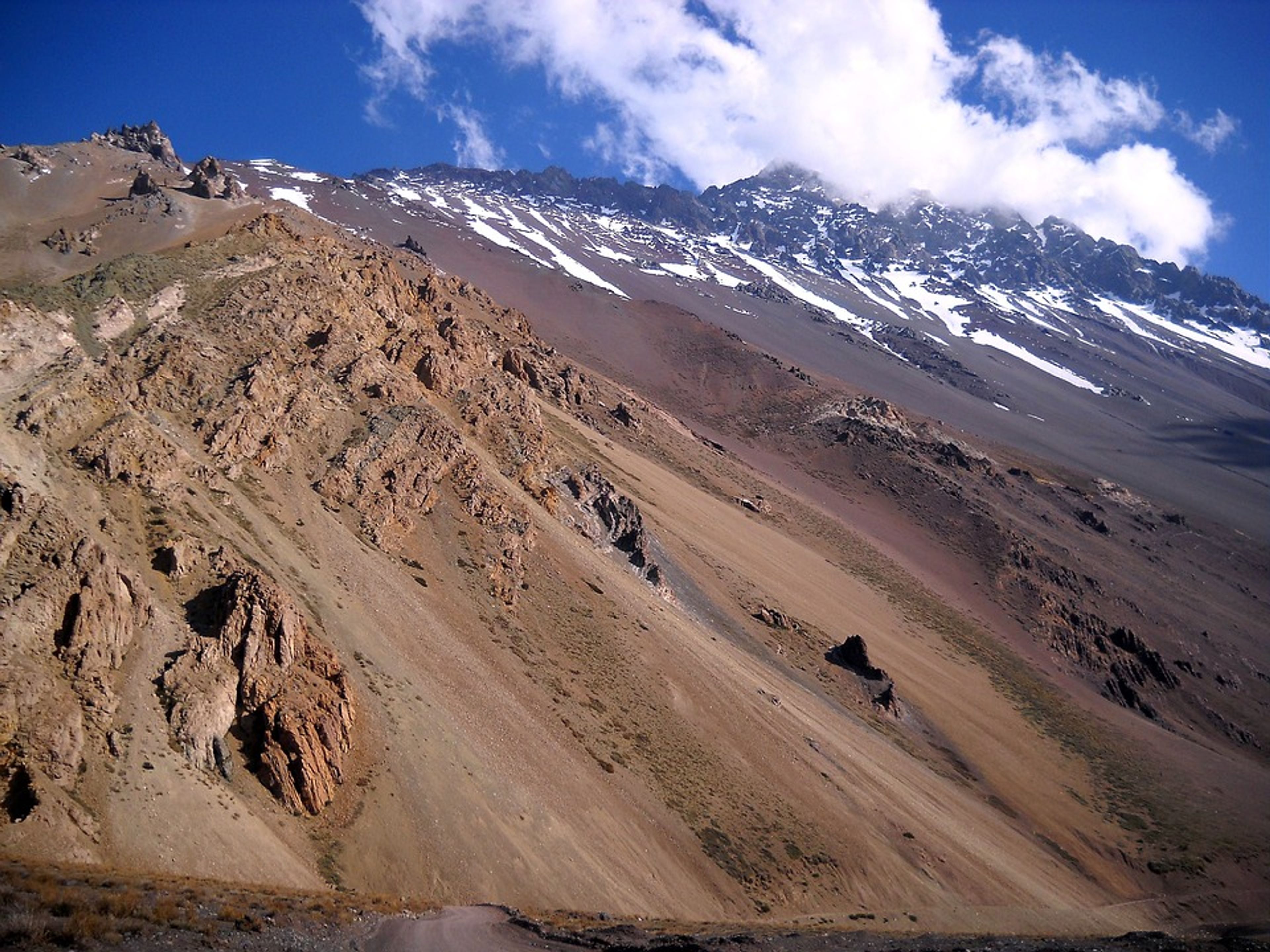 EXCURSION “EMBALSE DEL YESO” (CAJON DE MAIPO).. null