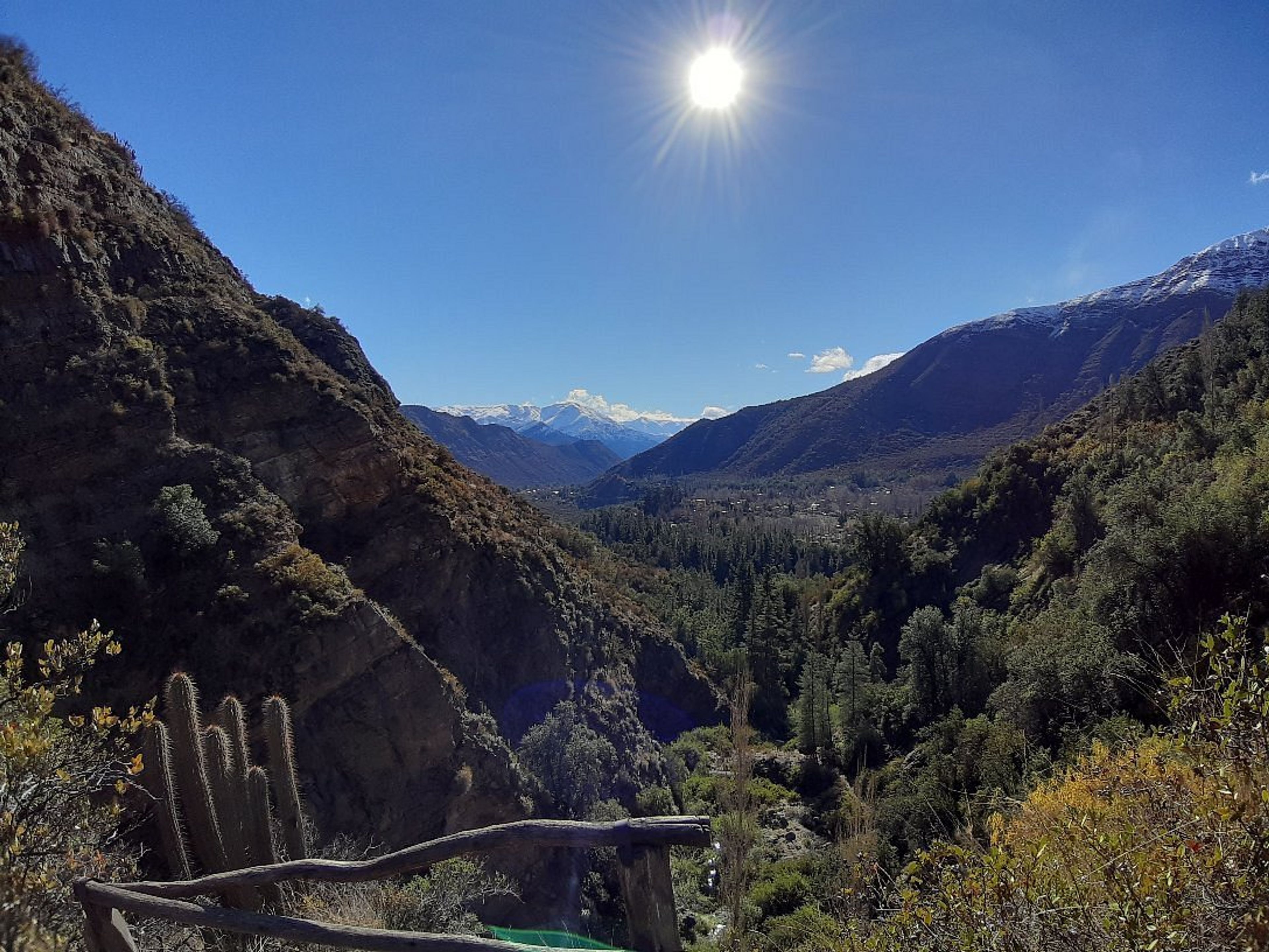 “REITEN AUF DEM PLATEAU DES CAJÓN DEL MAIPO-TALS MIT GRILLEN” Tour. “HORSEBACK RIDING ON THE PLATEAU OF THE CAJÓN DEL MAIPO VALLEY WITH BARBECUE” Tour, Cajón del Maipo Valley, Chile.