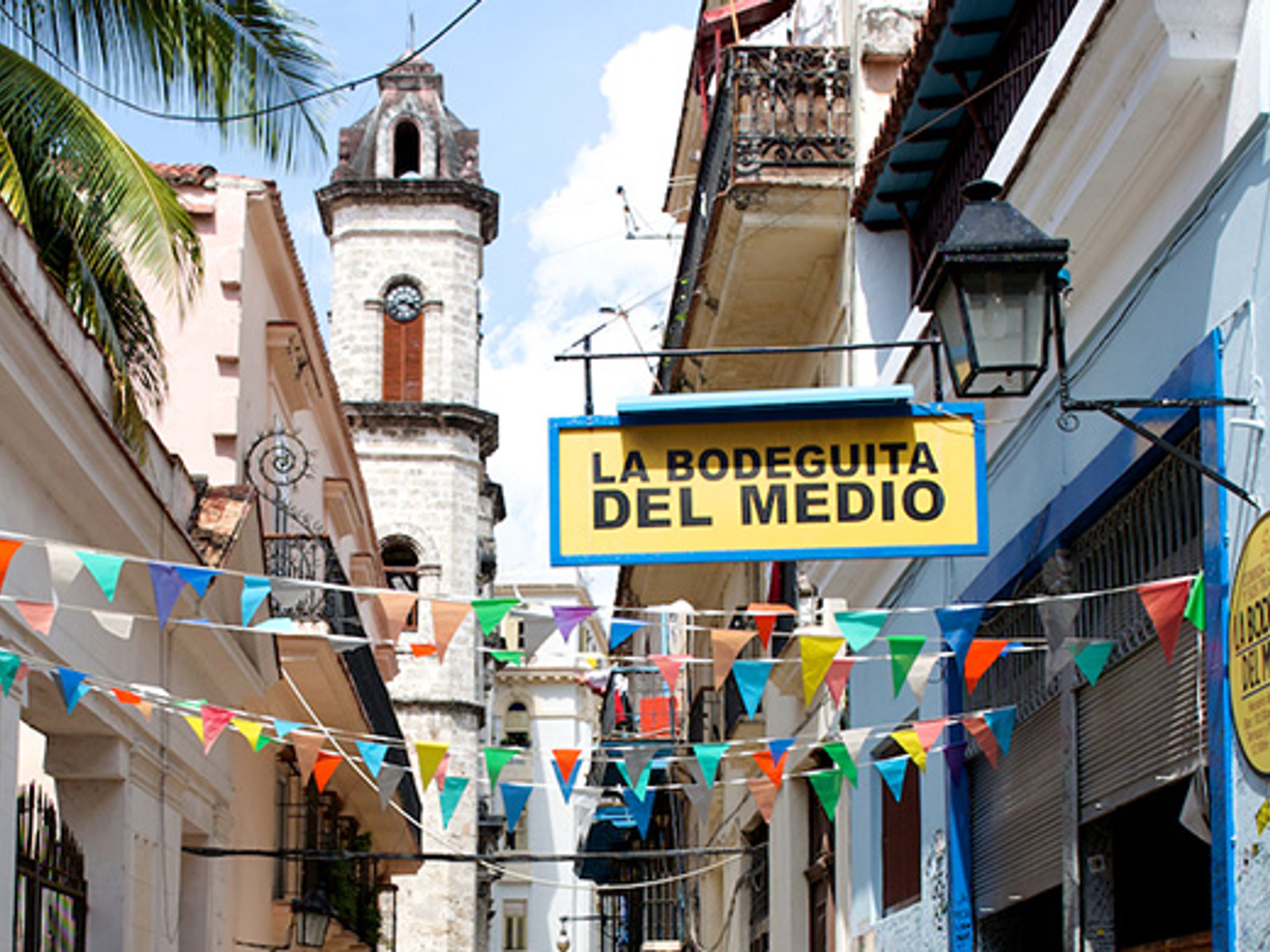 "HAVANA CITY TOUR ON FOOT” Tour. Havana City Tours on foot”