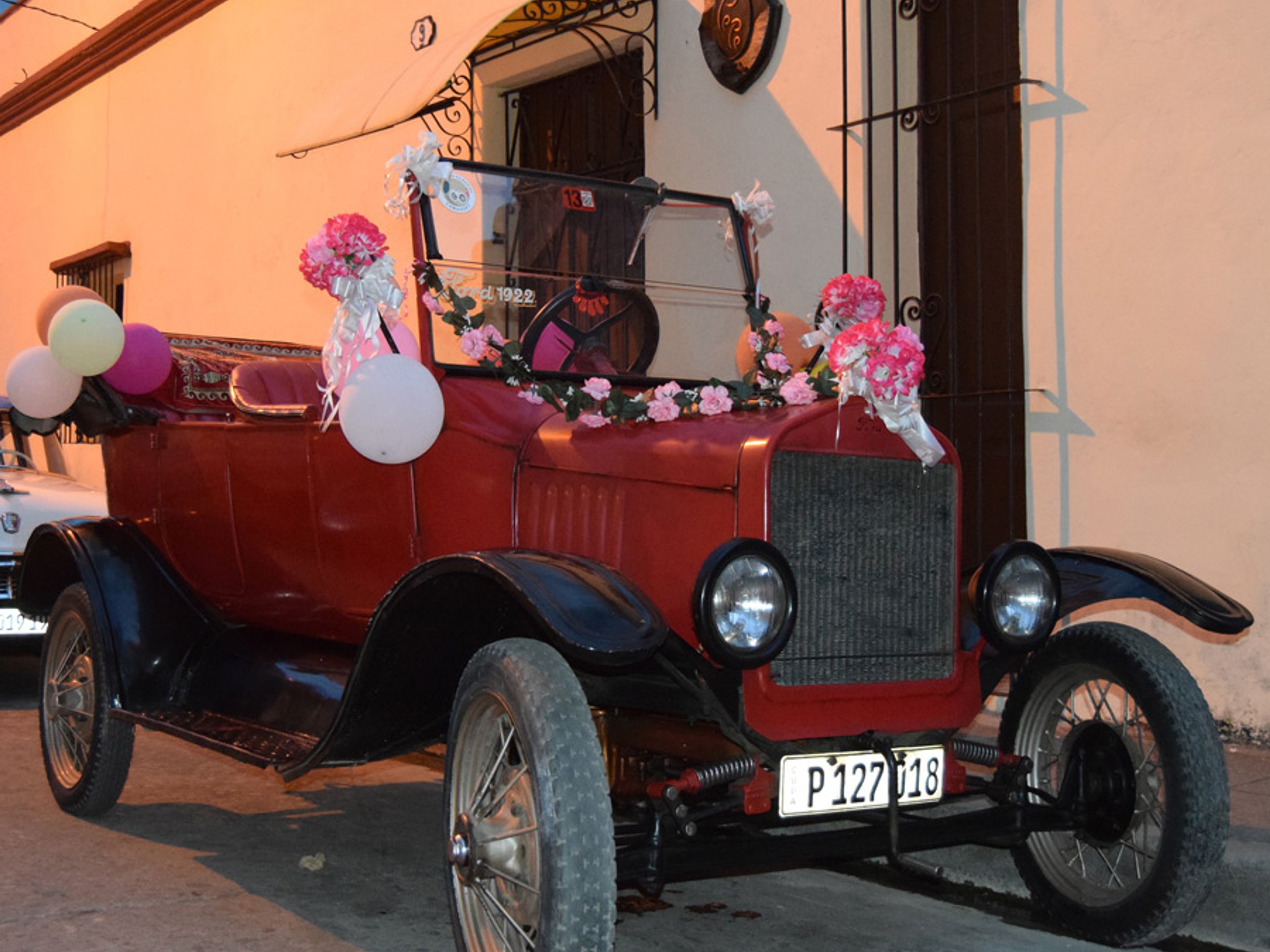 “Ride in Old Fashion American Cars” Tour. Ride in Old fashion american cars tour in Camagüey