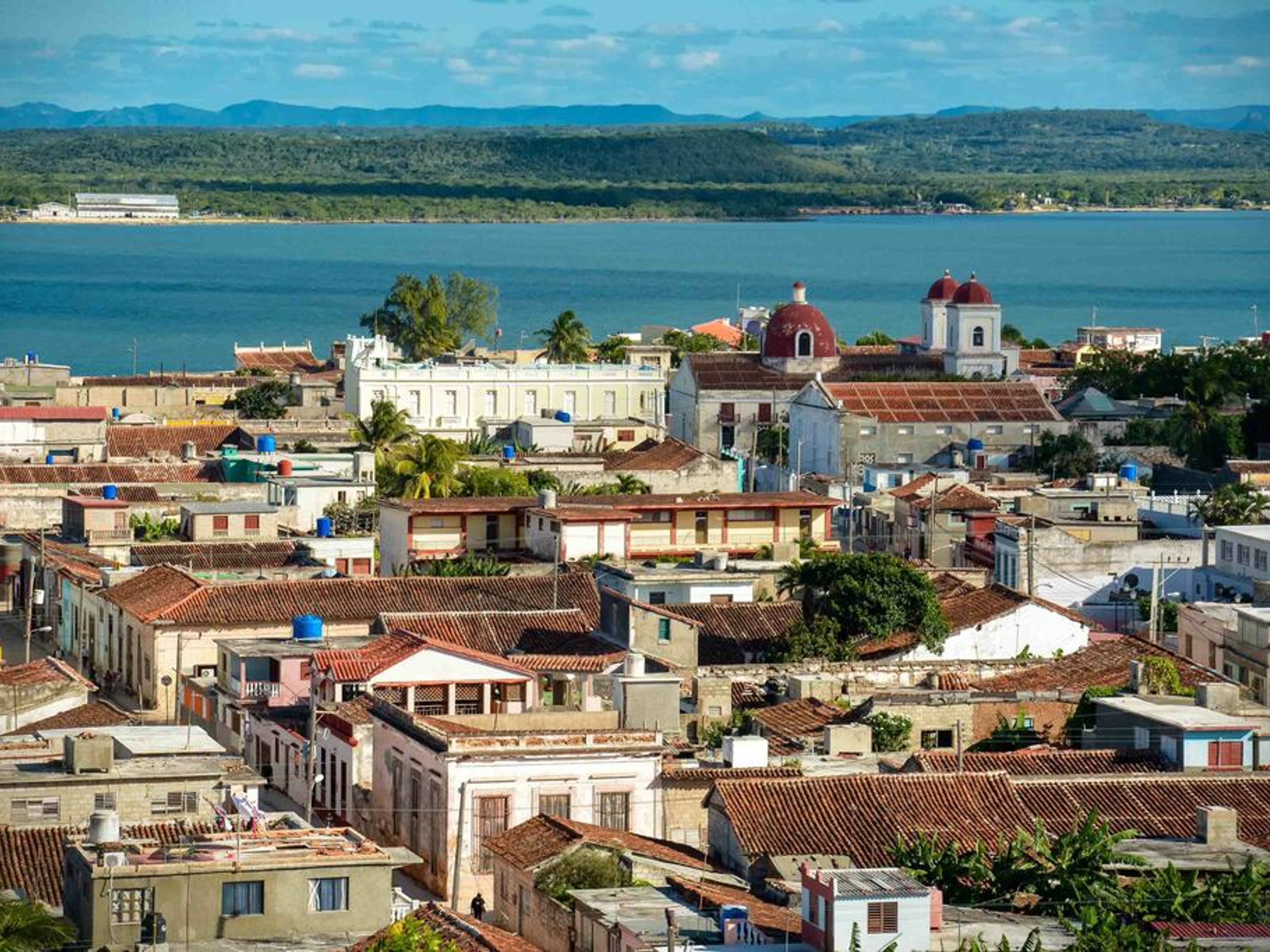 Excursão "GIBARA, UM VISUALIZAR A NOSSA CULTURA". Gibara city panoramic view, Holguin, Cuba.