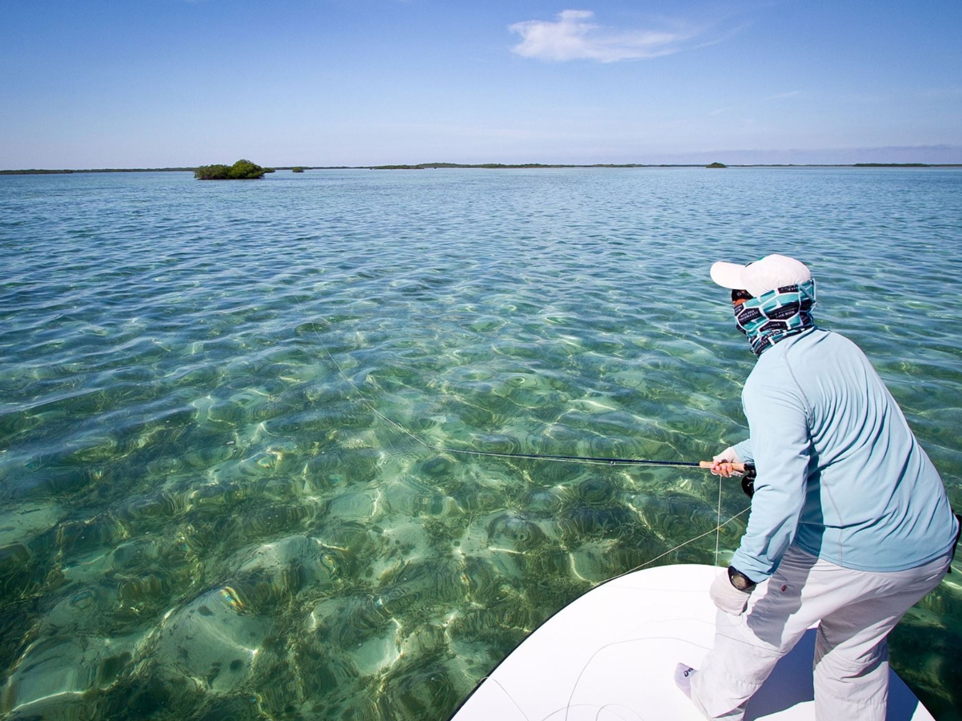"TOTAL FISHING IN CAYO PAREDÓN, JARDINES DEL REY" Tour (FLIEGENFISCHEN, SPINNFISCHEN, VERTICAL GIIGING UND GRUNDFISCHEN). “Fly Fishing in Cayo Paredón, Gardens of the King” Tour