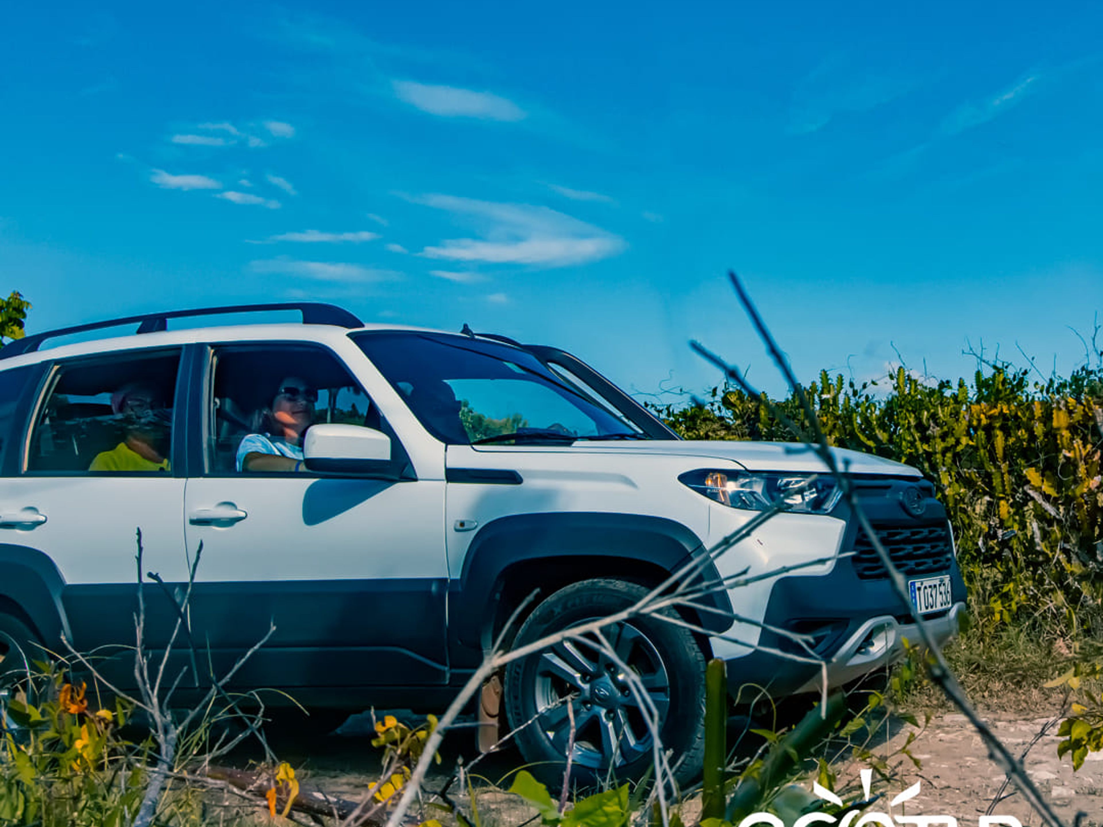 Jeep Safari “VIÑALES - HABANA OVERNIGHT”