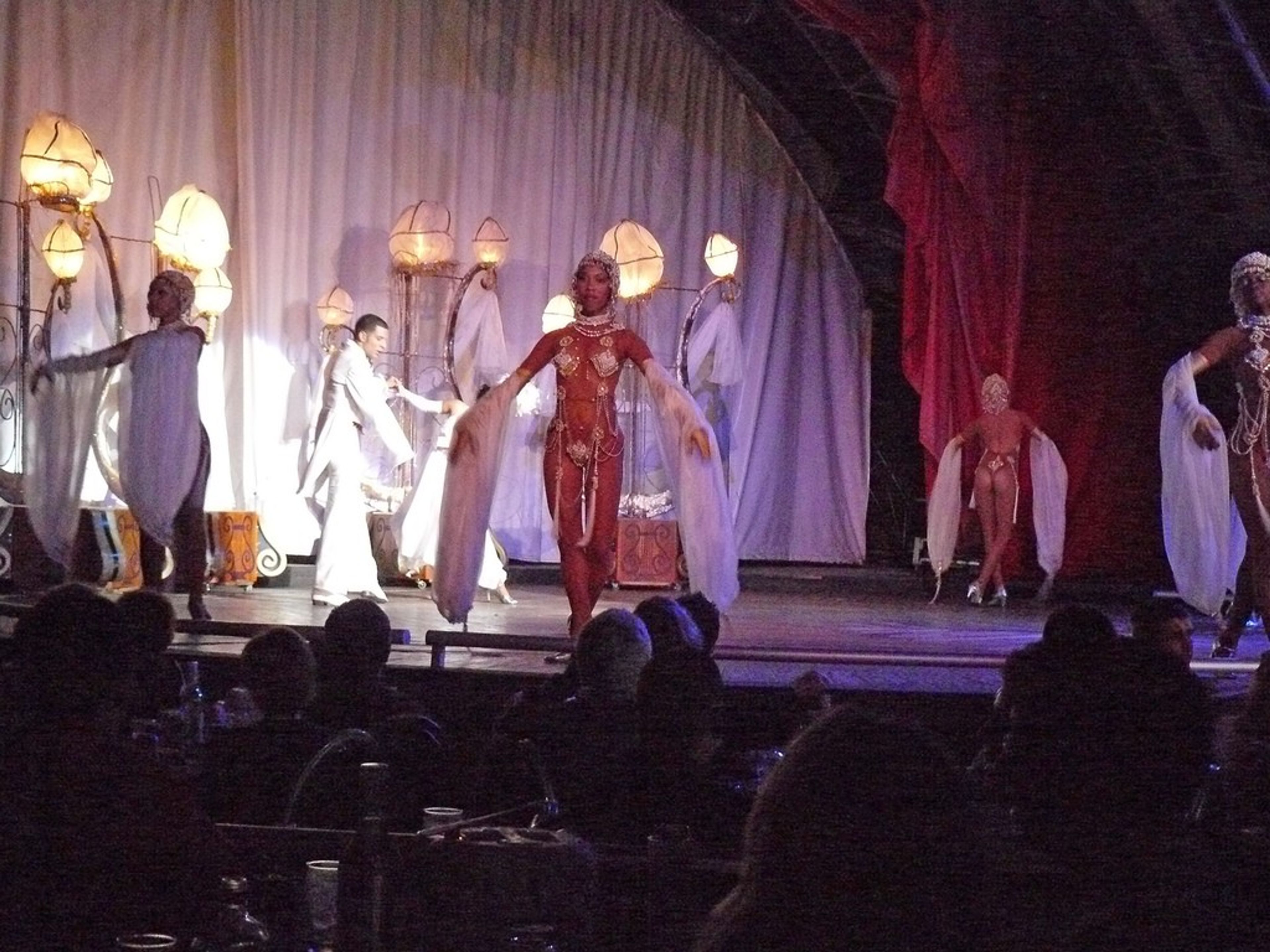Show de Cabaret “Tropicana Varadero”. LAS ALTURAS DE SIMPSON Tropicana Varadero Cabaret Show