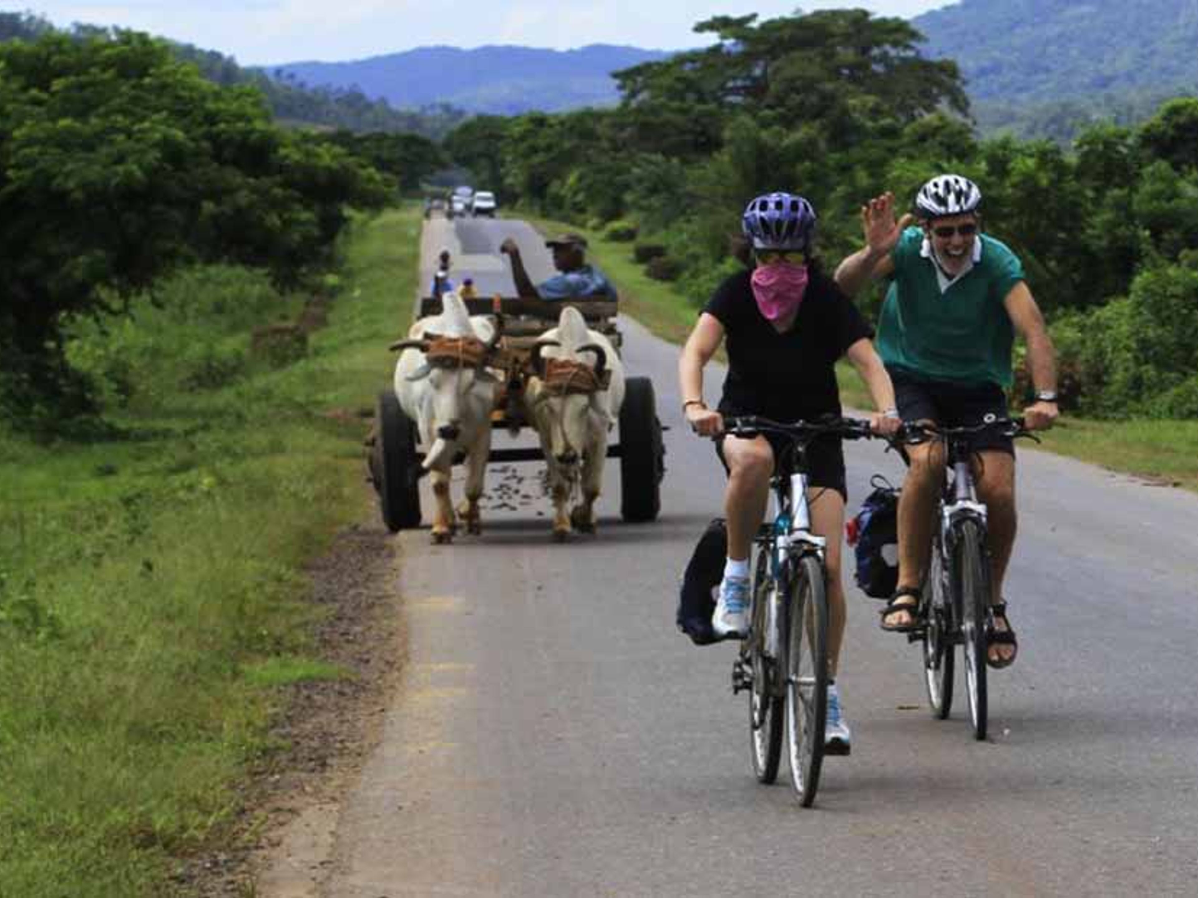 "Tour à vélo à la grande caverne de Santo Tomás"