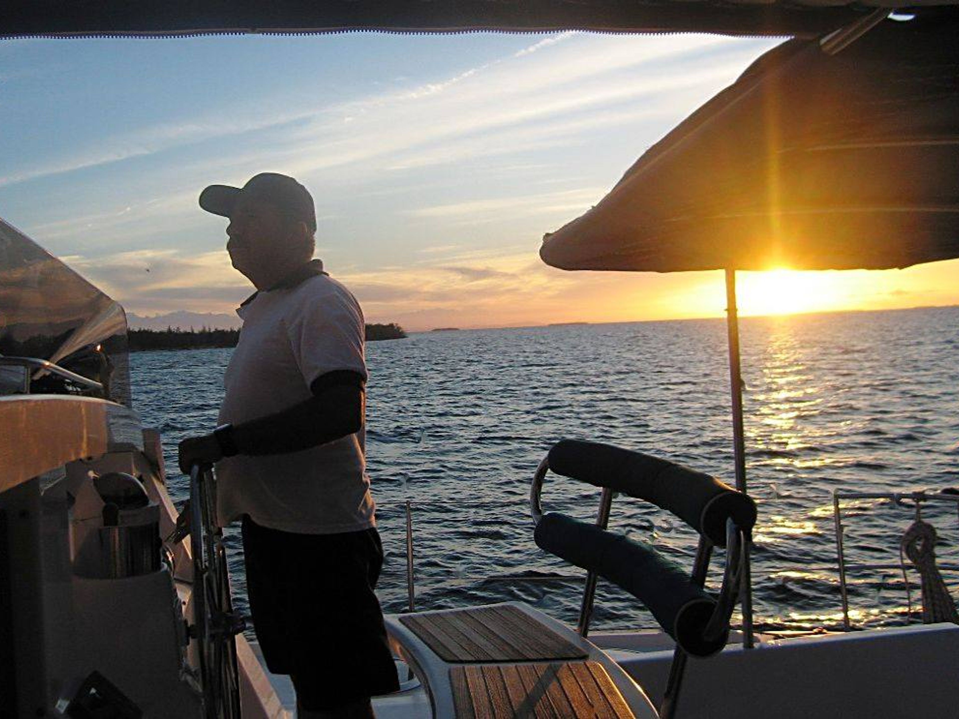 Excursión “PUESTA DE SOL EXCLUSIVA”. “EXCLUSIVE SUNSET” Tour, Ramón de Antillas, Holguín, Cuba