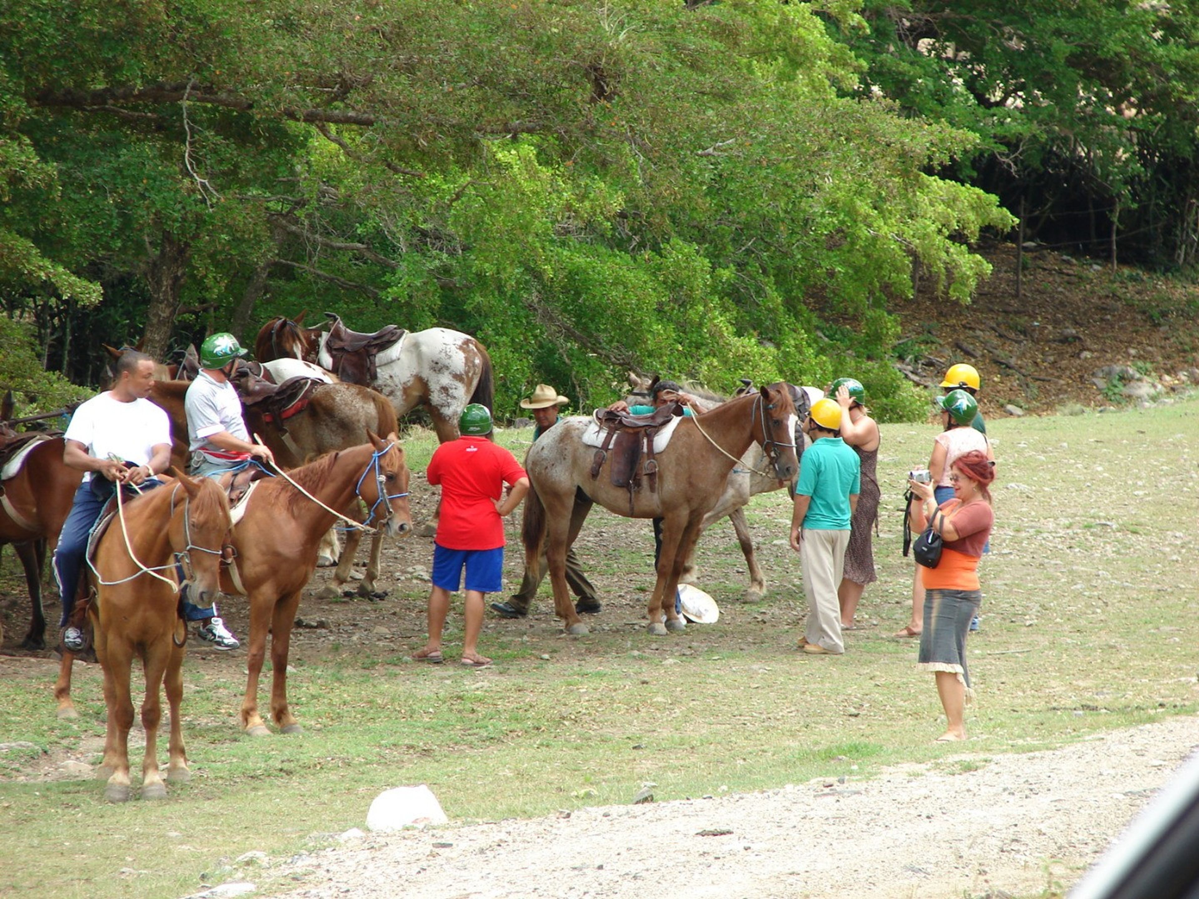 Jeep Safari "CUBA CAMPESINA, FINCA ALCALÁ". Horseback riding at the Alcalá farm, Holguín