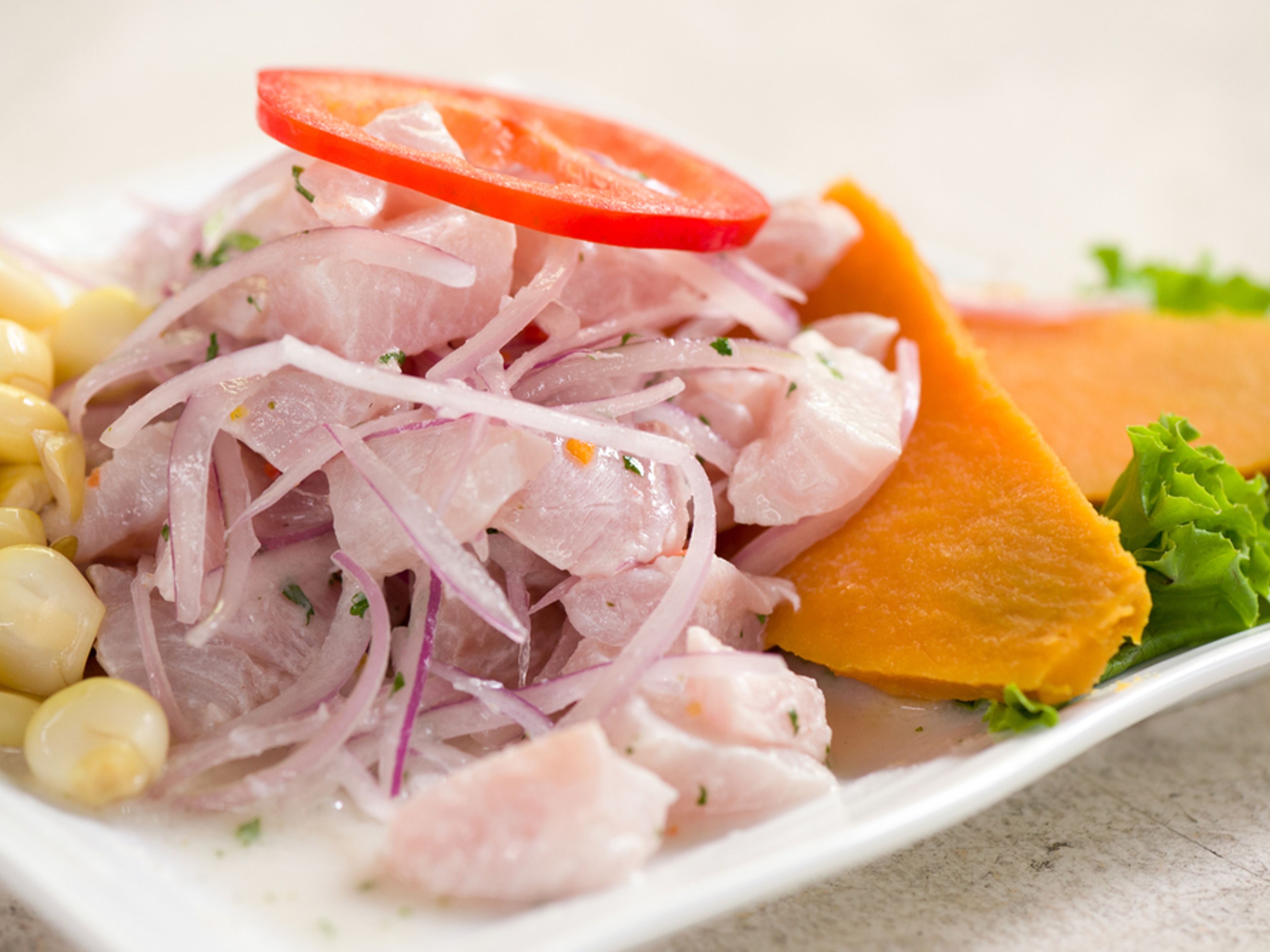LOKALE MÄRKTE & LEBENSMITTELGESCHICHTE LEBENSMITTELTOUR. Ceviche, Lima, Peru