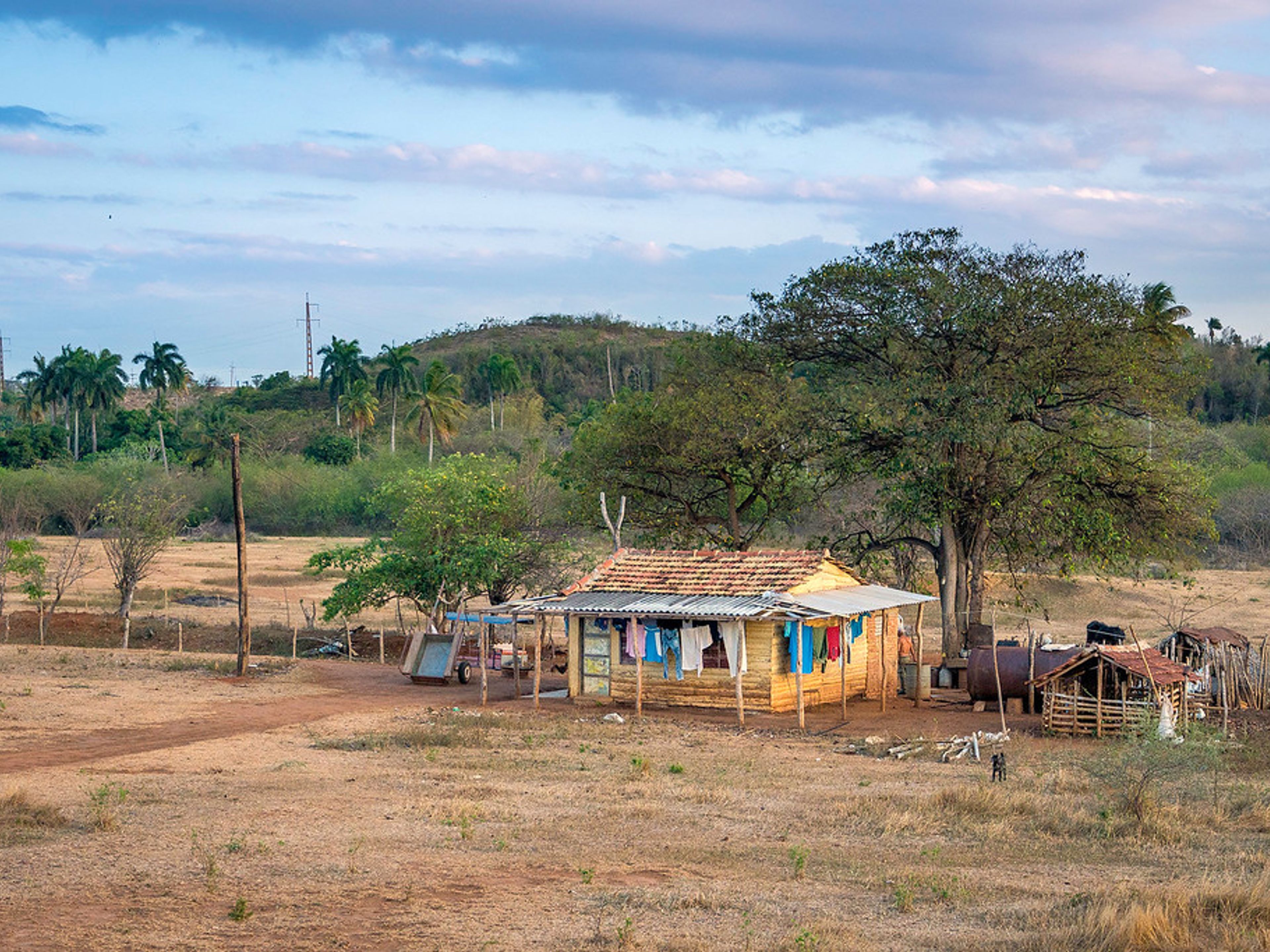 Тур "Долина мельниц  и Экологический природный заповедник Альтурас де Банао". The Sugar Mills Valley panoramic view, Sierra del Escambray, Trinidad. “To the Valley of the Mills and the Alturas de Banao Ecological Nature Reserve”
