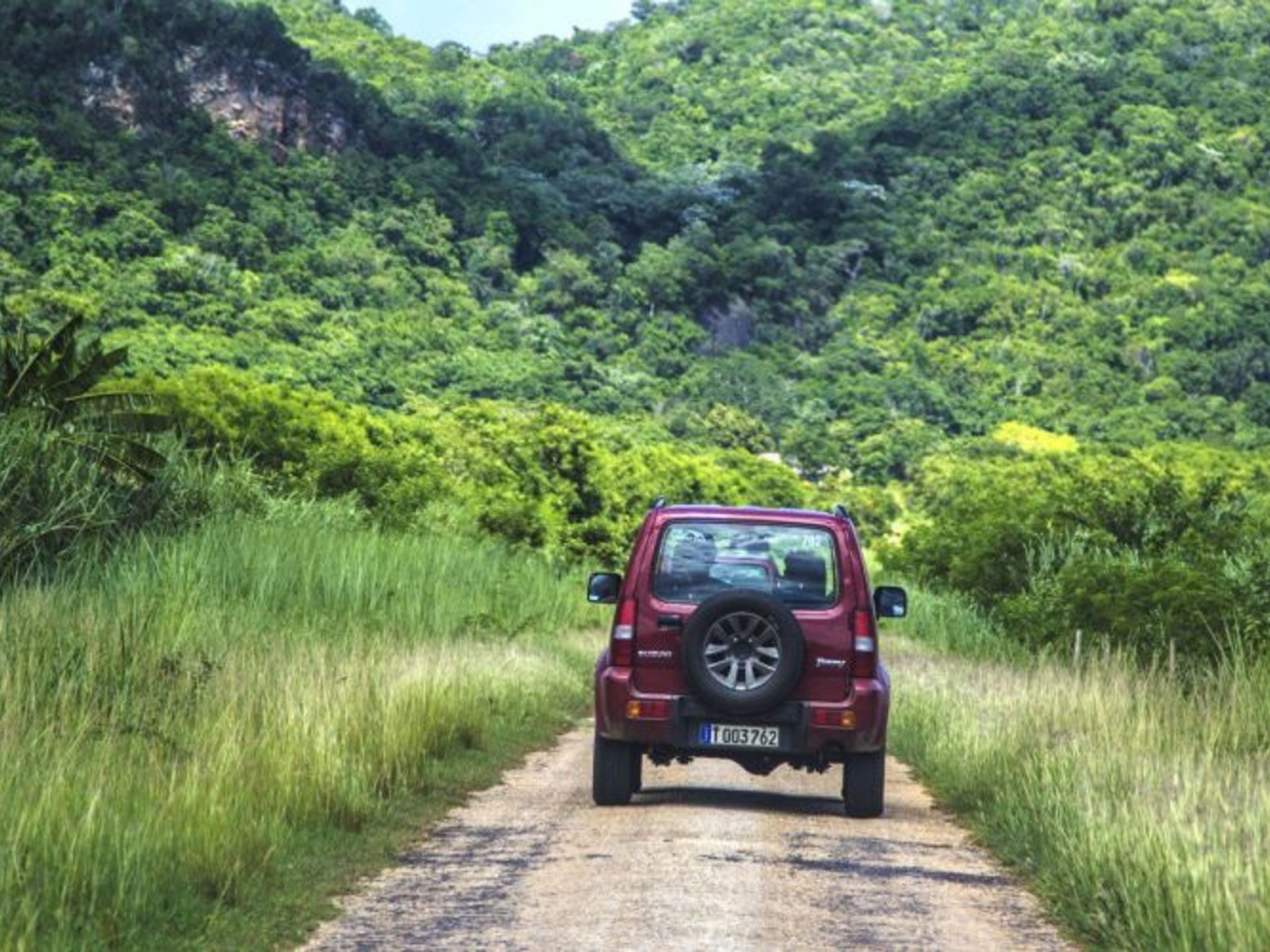 Jeep Safari “LAS TERRAZAS - HABANA OVERNIGHT”