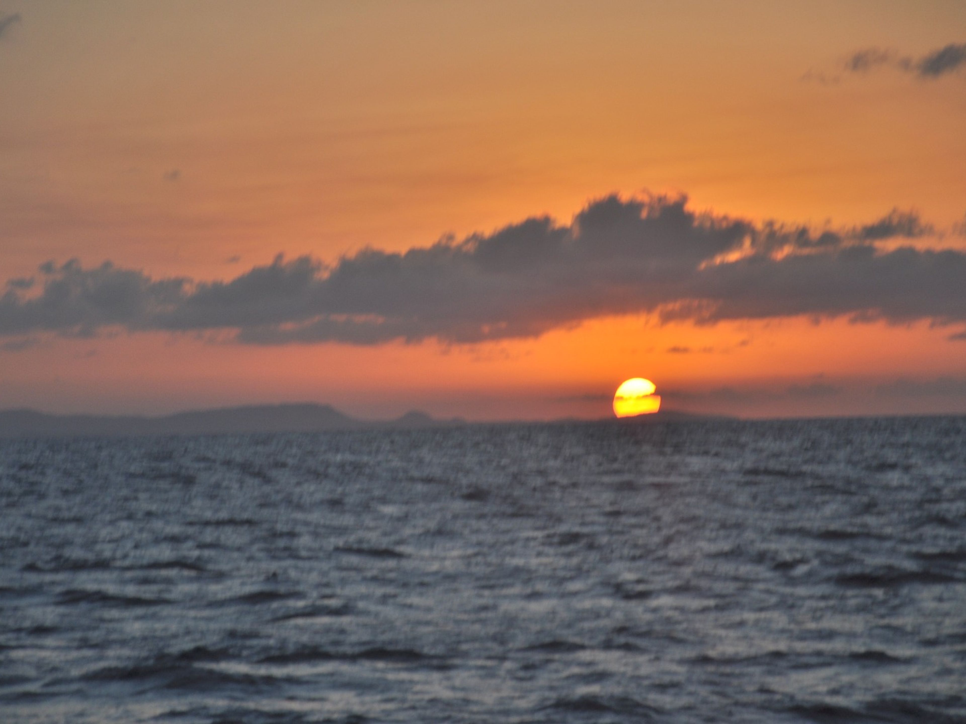 Excursión “CRUCERO PUESTA  DE SOL”. Sunset Boat in Holguín” Tour