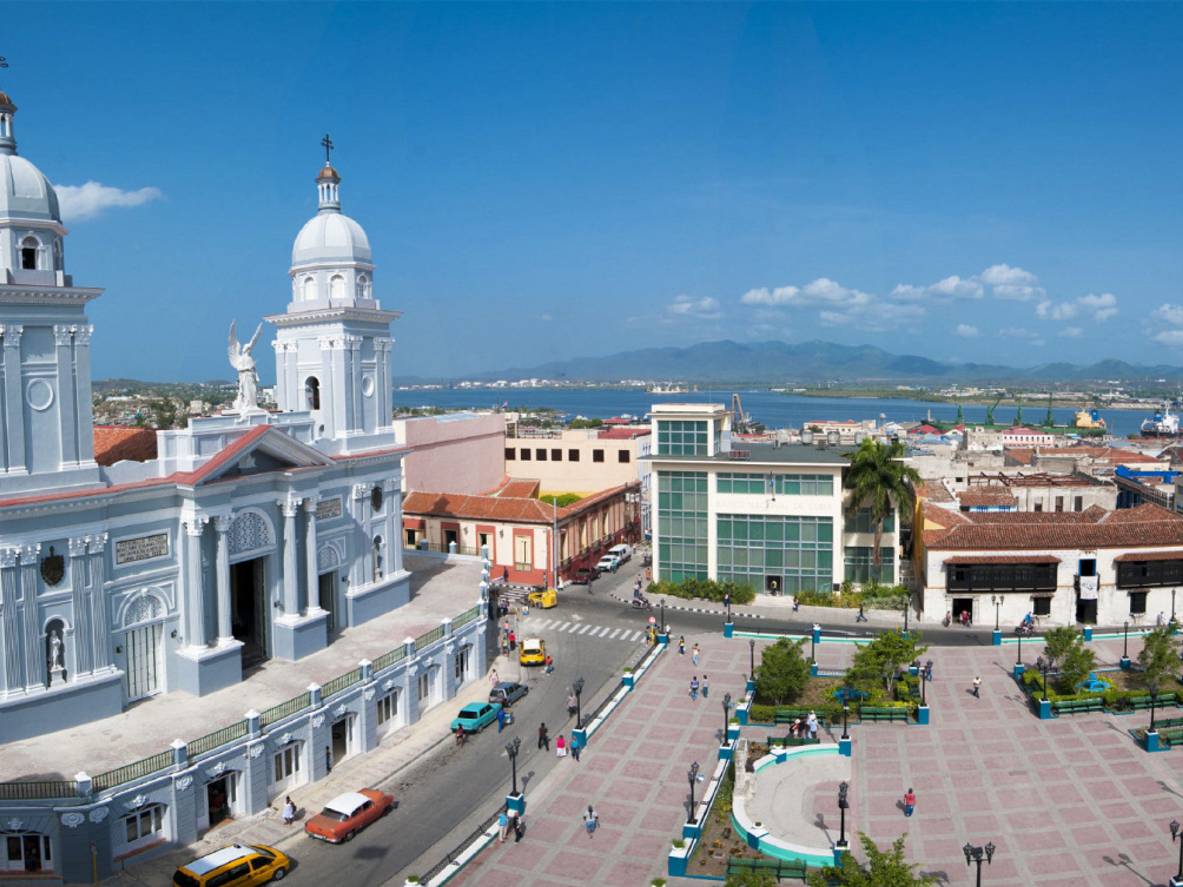 "SANTIAGO, TOBACCO AND RUM" Tour