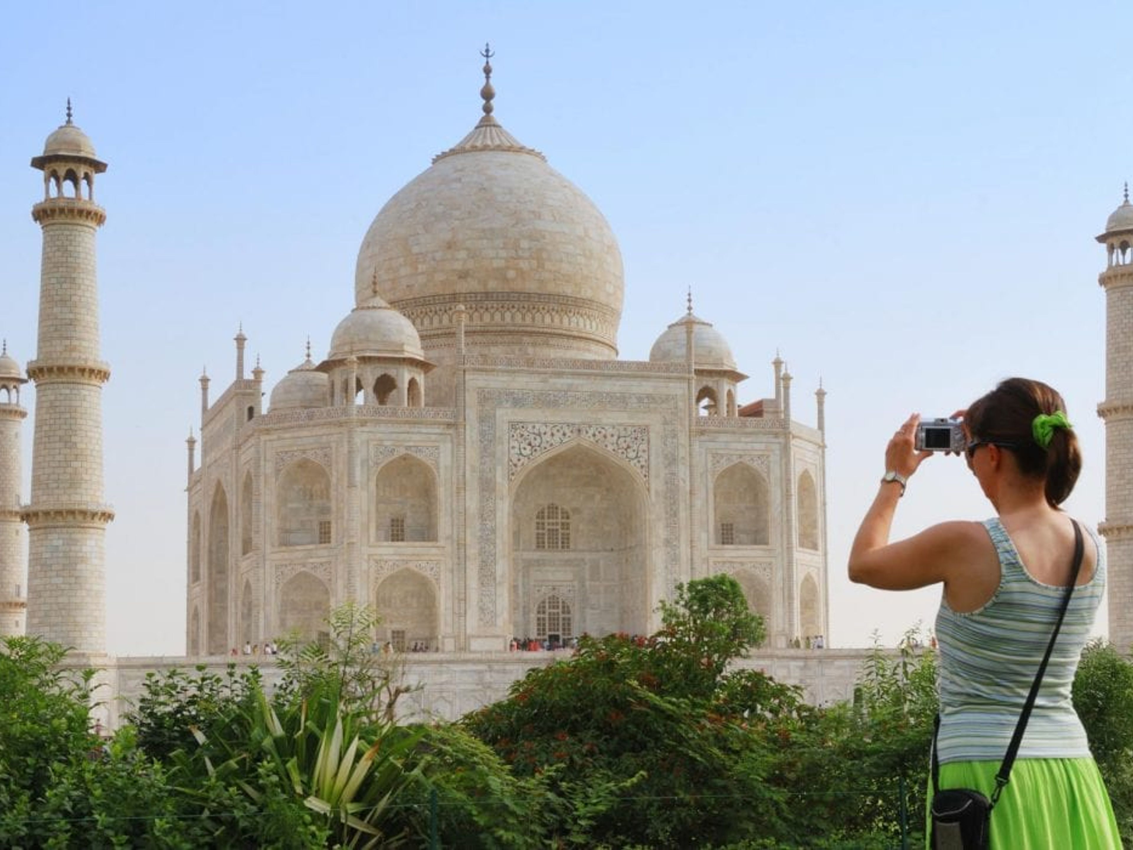 "Fort and Taj Walking Tour All Inclusive" Tour