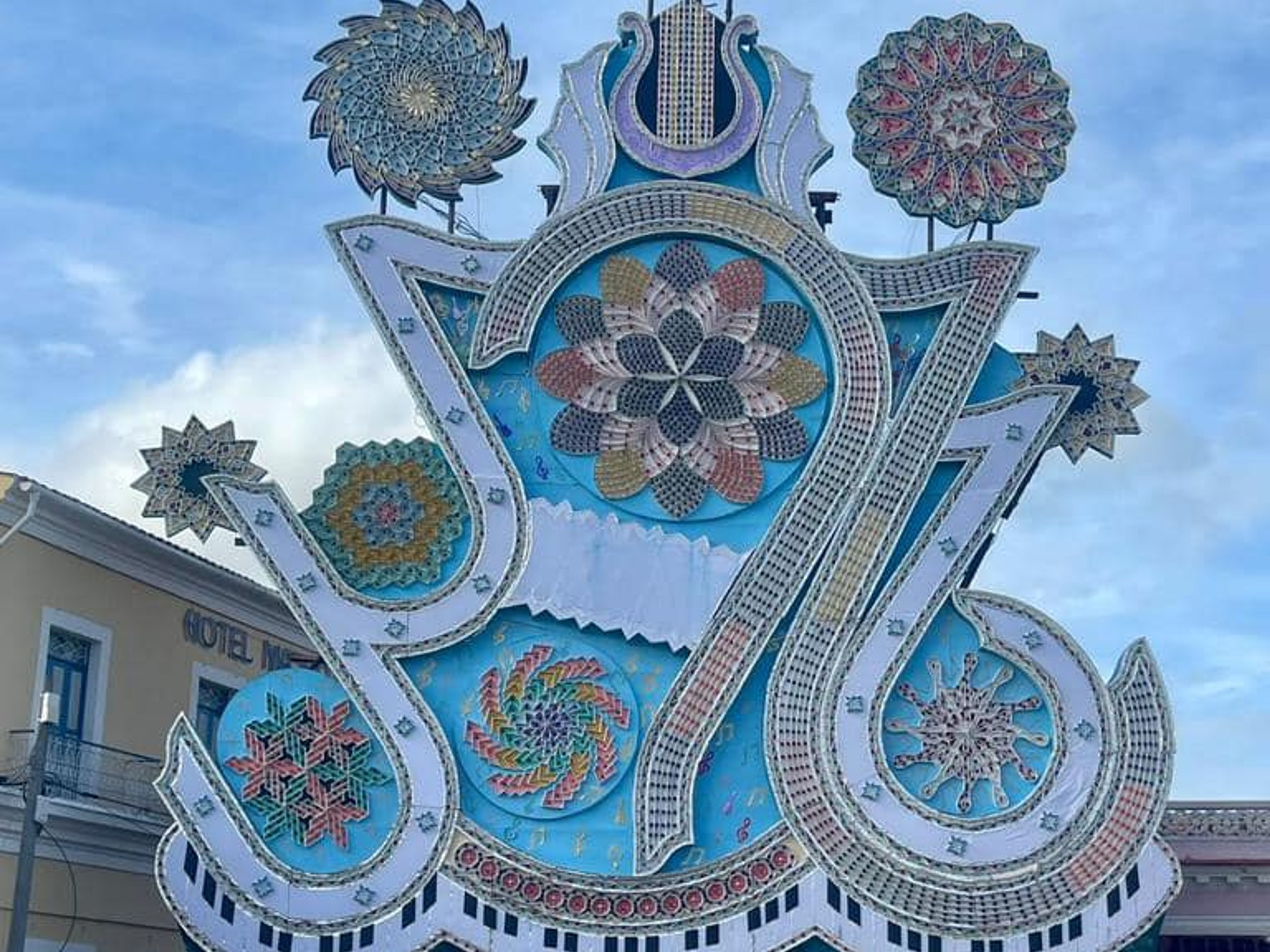 Excursão "OVERNIGHT PARRANDAS CHIQUITAS EM SAN JUAN DE LOS REMEDIOS (15 de dezembro)". "OVERNIGHT PARRANDAS CHIQUITAS IN SAN JUAN DE LOS REMEDIOS (December 15)" Tour, Remedios, Villa Clara, Cuba.