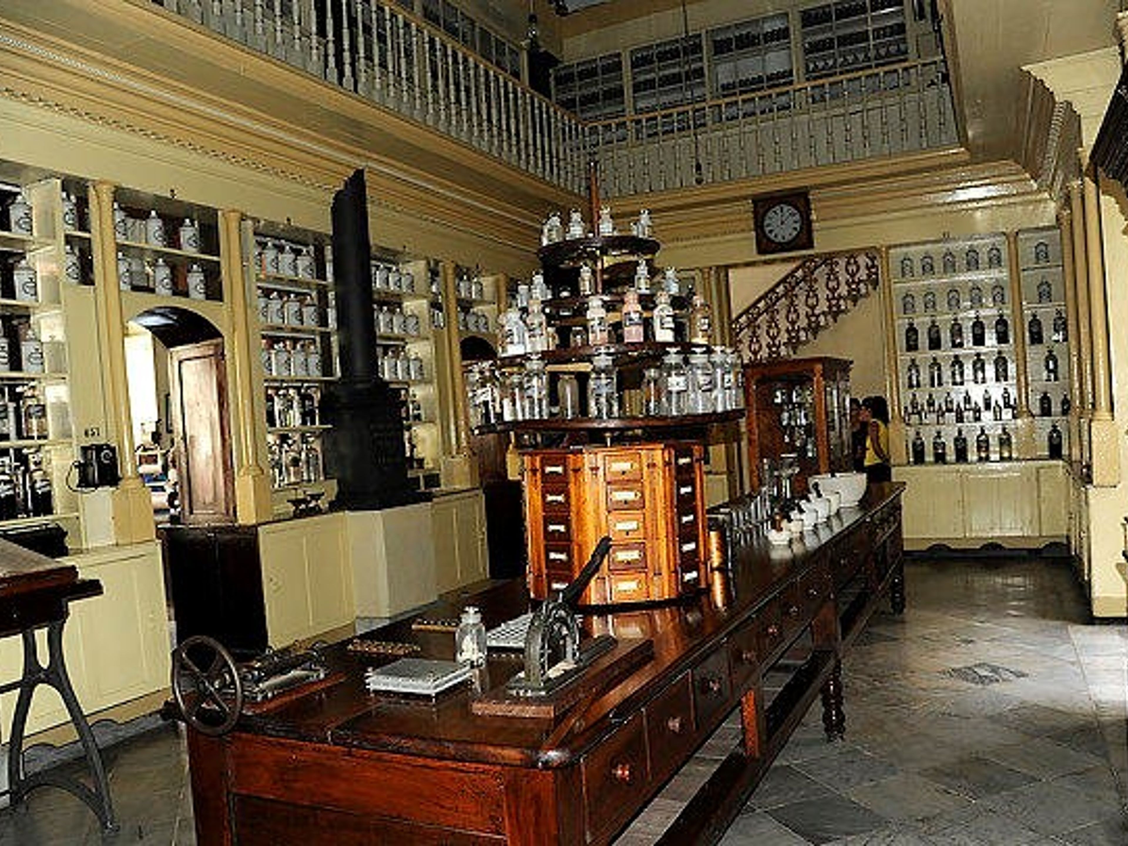 Частная экскурсия "Город Матансас - пещеры Белламар". Pharmaceutical Museum, City of Matanzas
